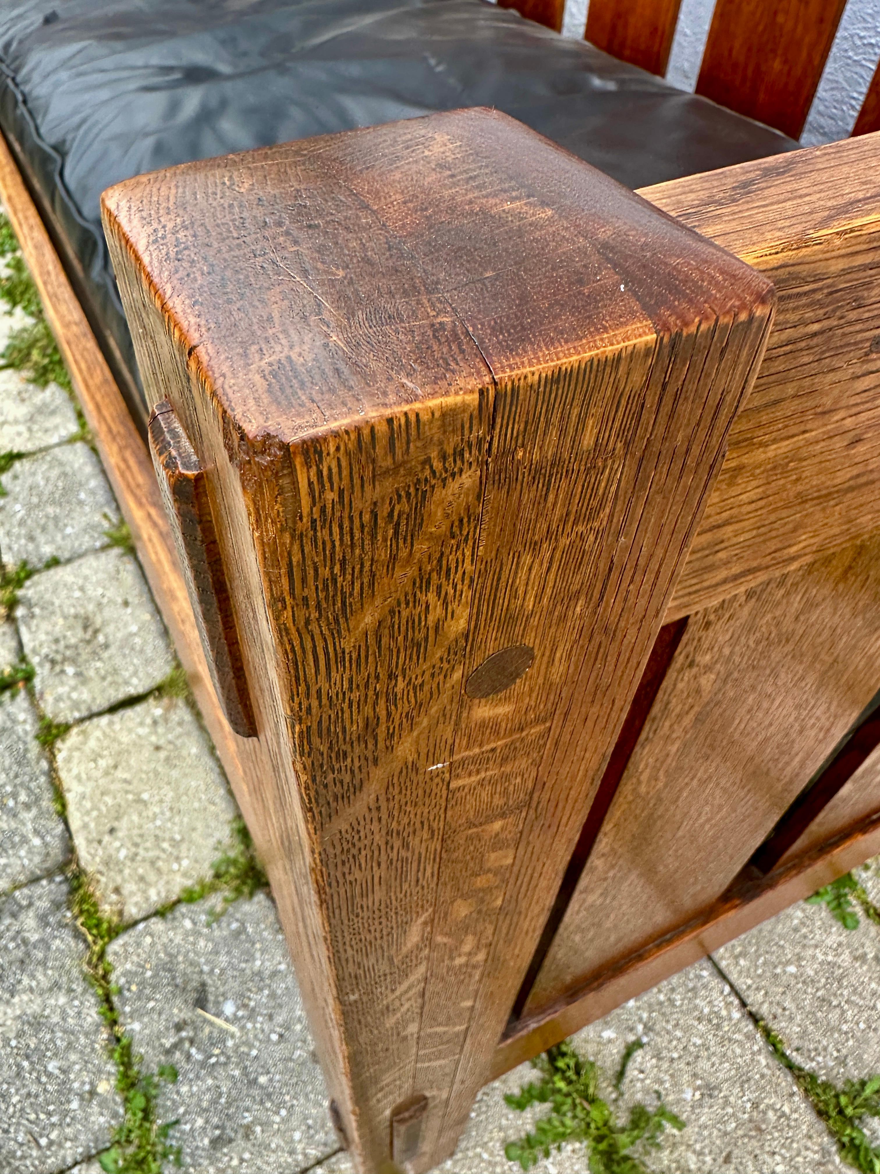 Frühe ANTIQUE GUSTAV STICKLEY    Modell 208 Settle - W7805 im Angebot 4