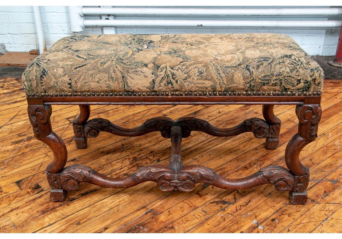 Early Antique Jacobean Style Bench In Distressed Condition In Bridgeport, CT