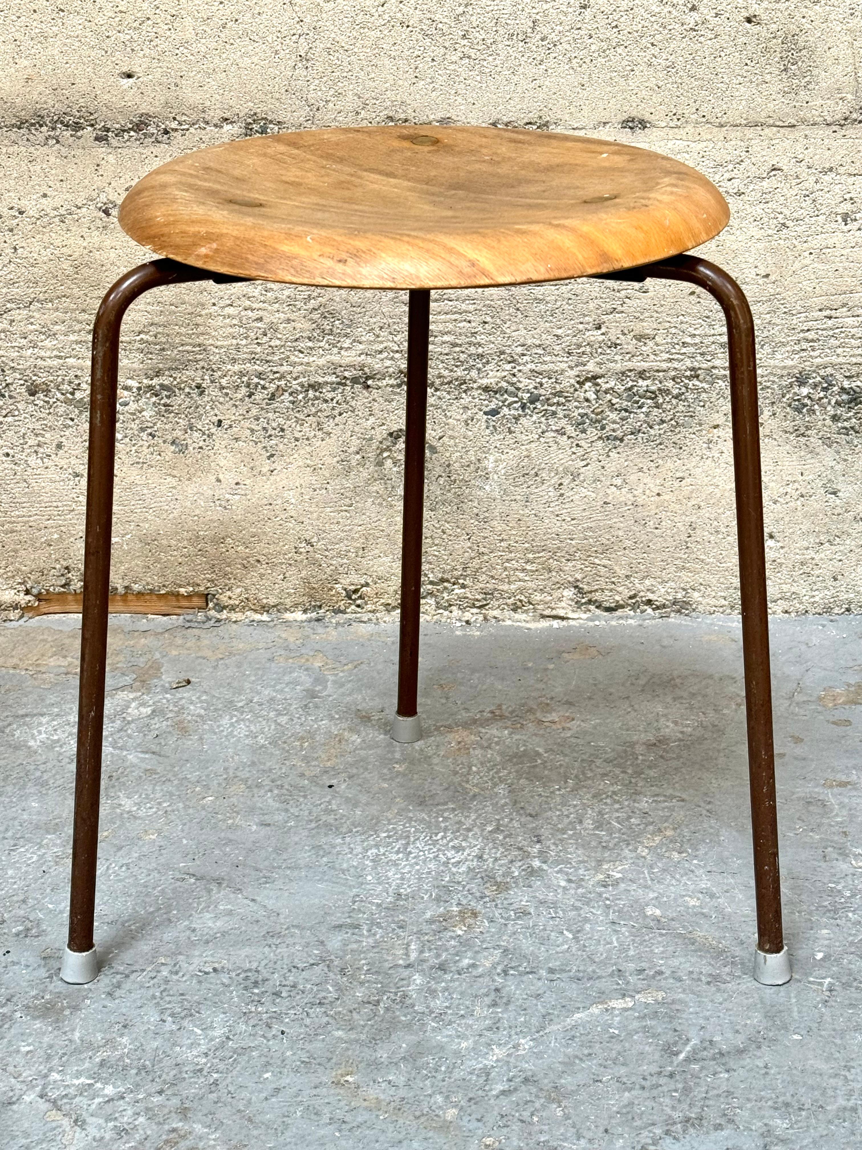 Scandinavian Modern Early Arne Jacobsen for Fritz Hansen Dot Stool