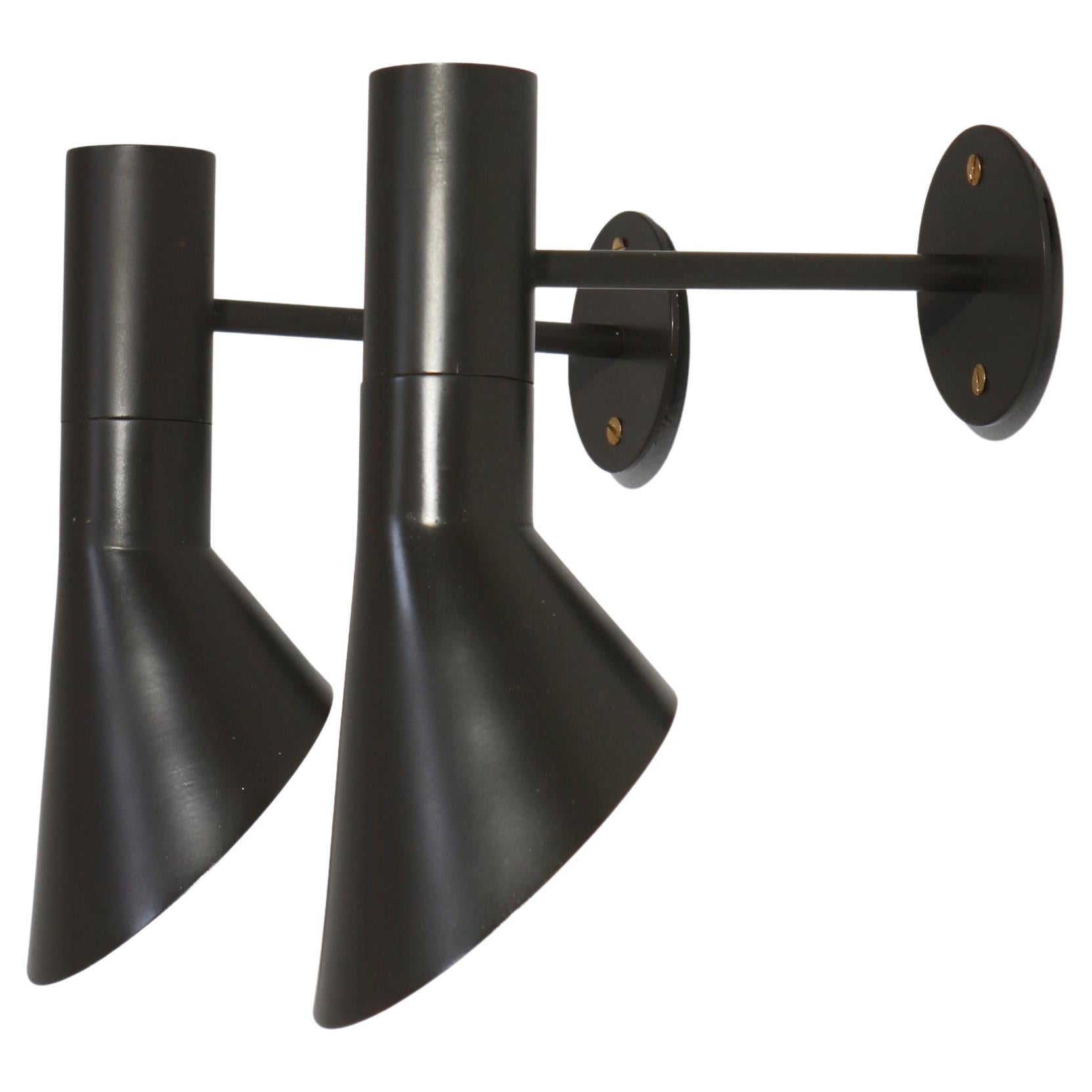Early Arne Jacobsen Visor Wall Lamps Dark Brown Lacquer Louis Poulsen, 1957 For Sale