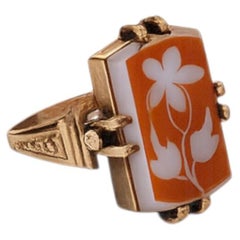 Early Art Deco 14K Rose Gold Ring with Hand-Carved Sardonyx Floral Panel, 1920