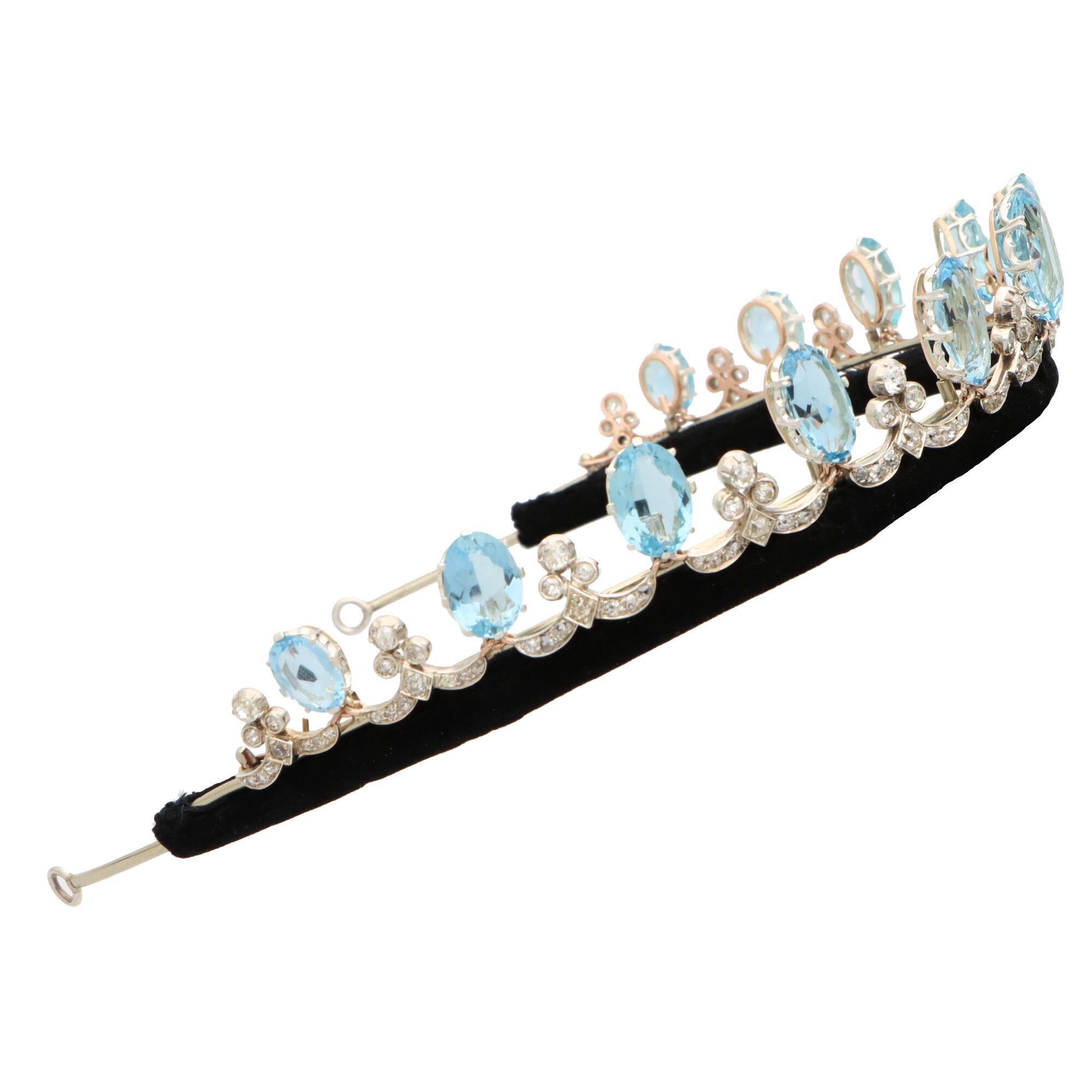 Early Art Deco Aquamarine and Diamond Convertible Tiara Necklace In Good Condition In London, GB