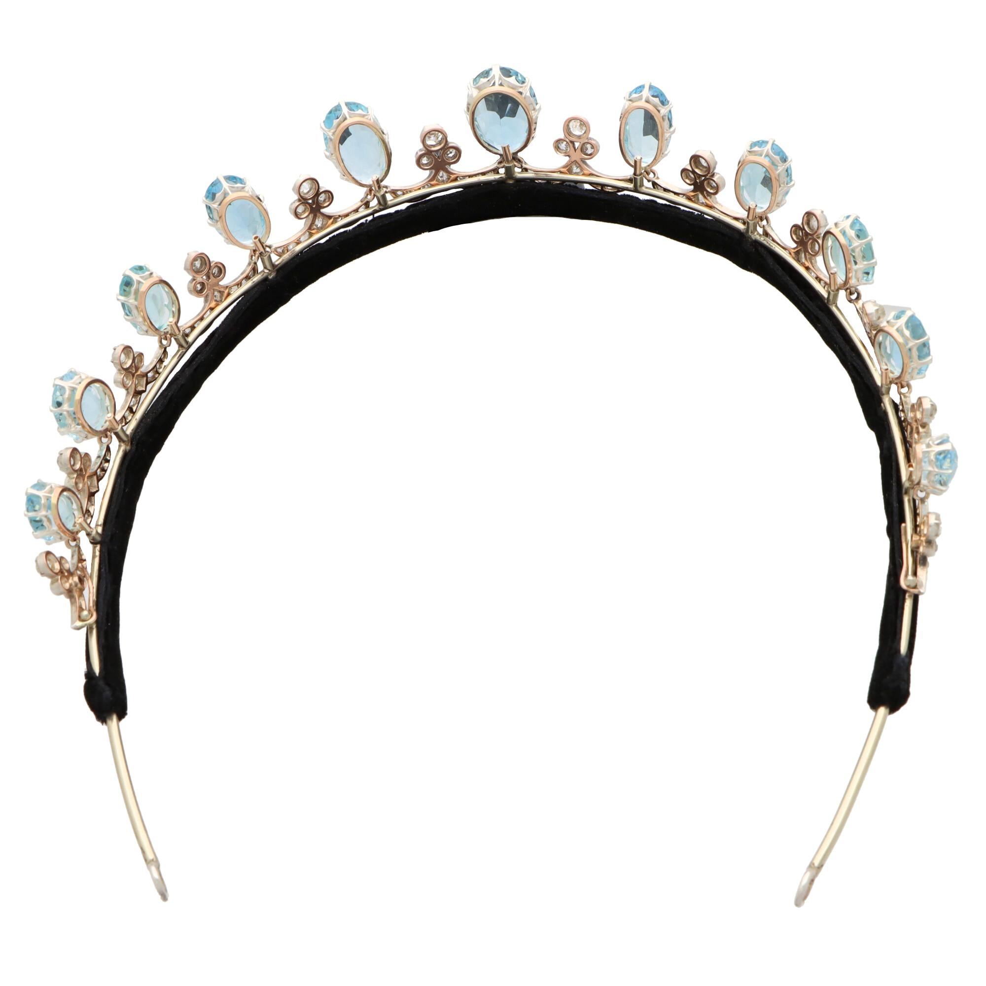 Women's or Men's Early Art Deco Aquamarine and Diamond Convertible Tiara Necklace