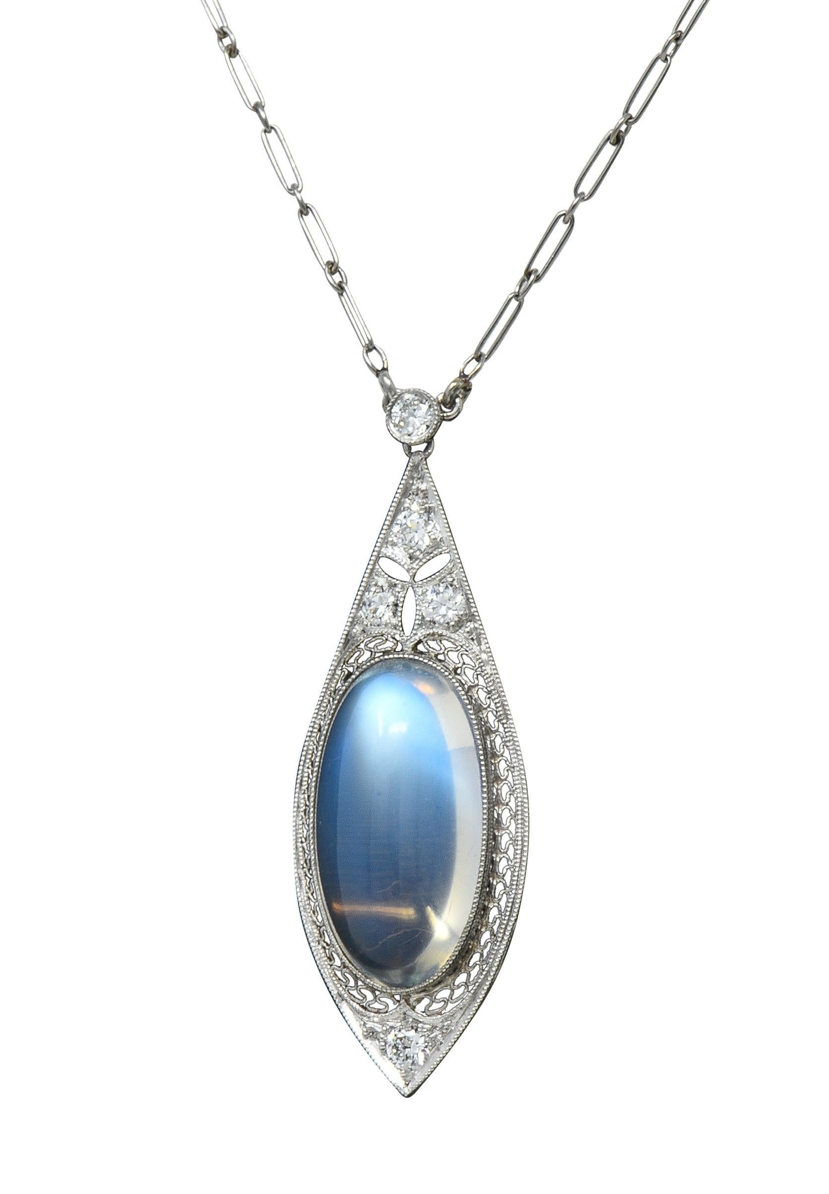 Collana a goccia in filigrana antica con pietra di luna e diamante in platino, di epoca precoce. in vendita 4