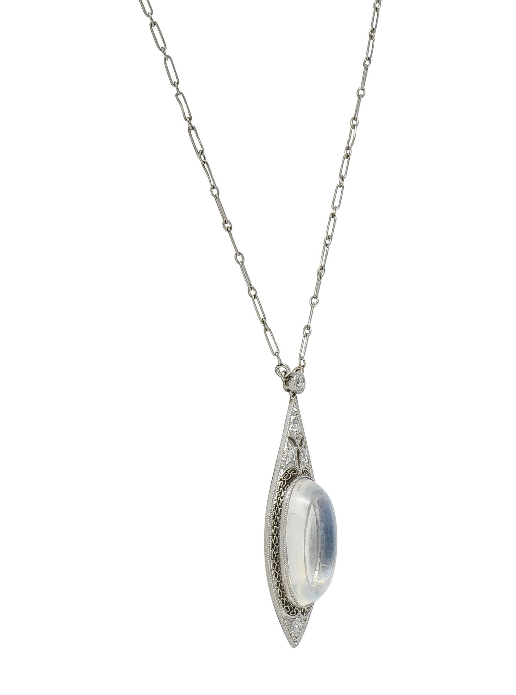 Collana a goccia in filigrana antica con pietra di luna e diamante in platino, di epoca precoce. in vendita 1