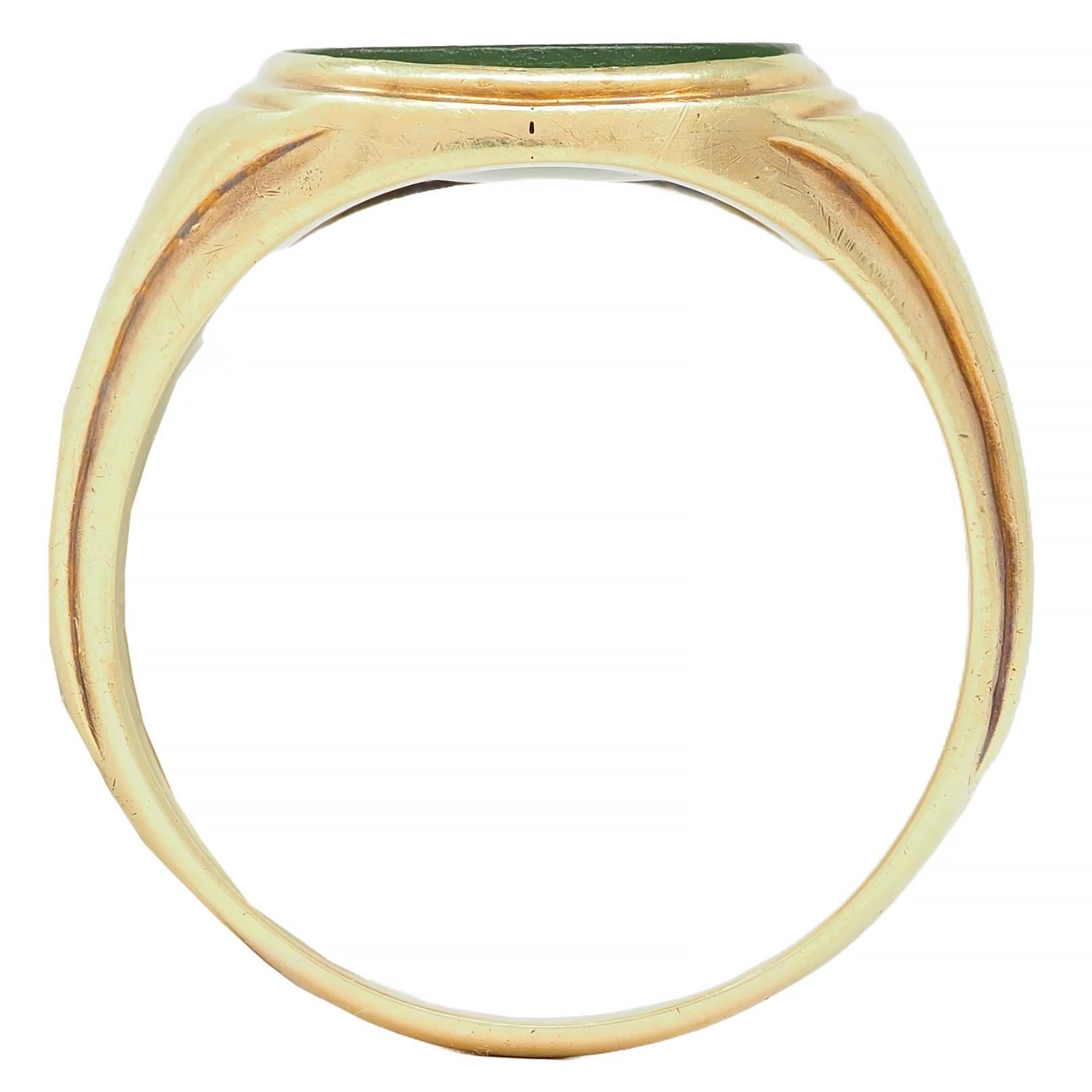 Early Art Deco Nephrite Jade 14 Karat Yellow Gold Antique Signet Ring 5