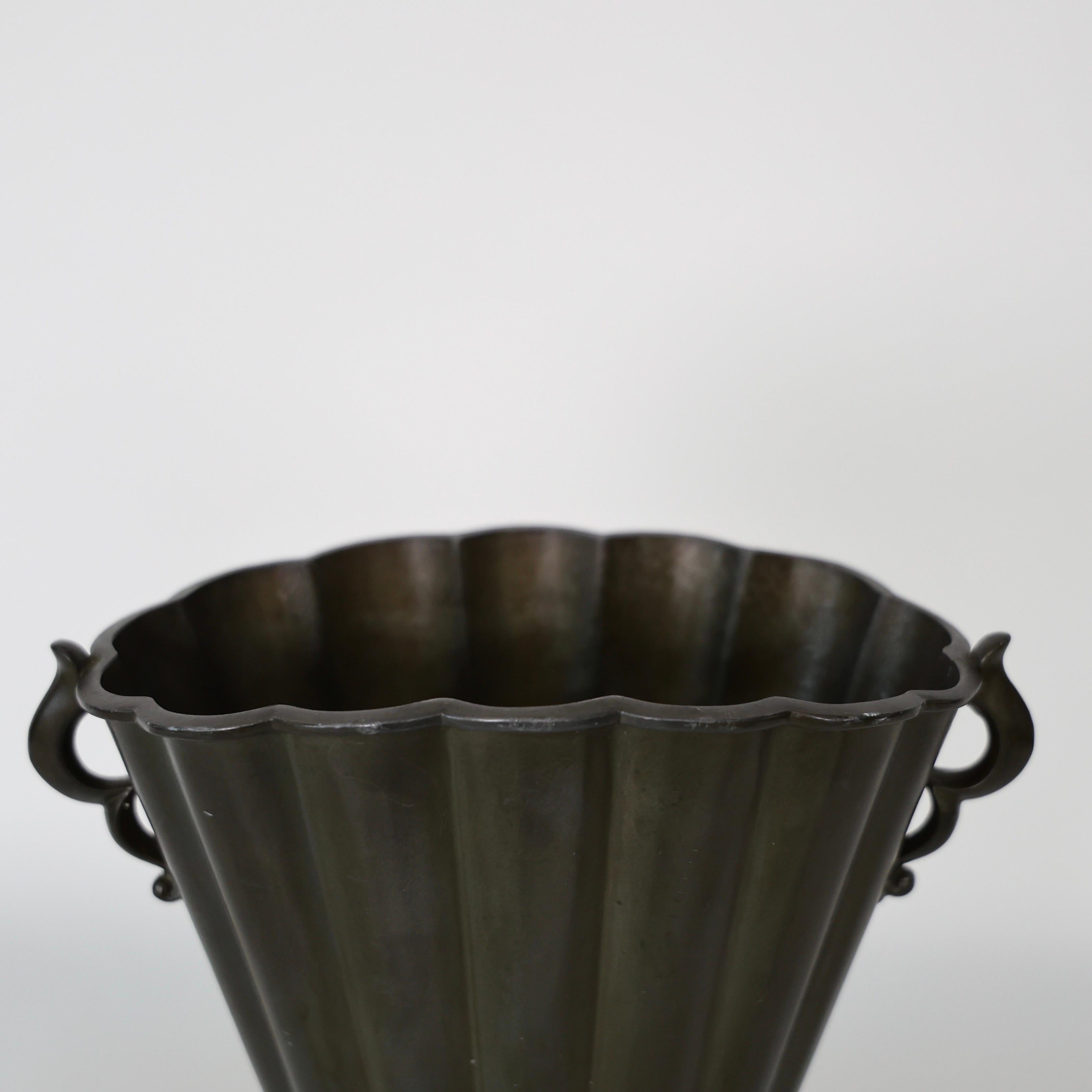 Vaso Art Deco di Just Andersen, anni '20, Danimarca in vendita 1