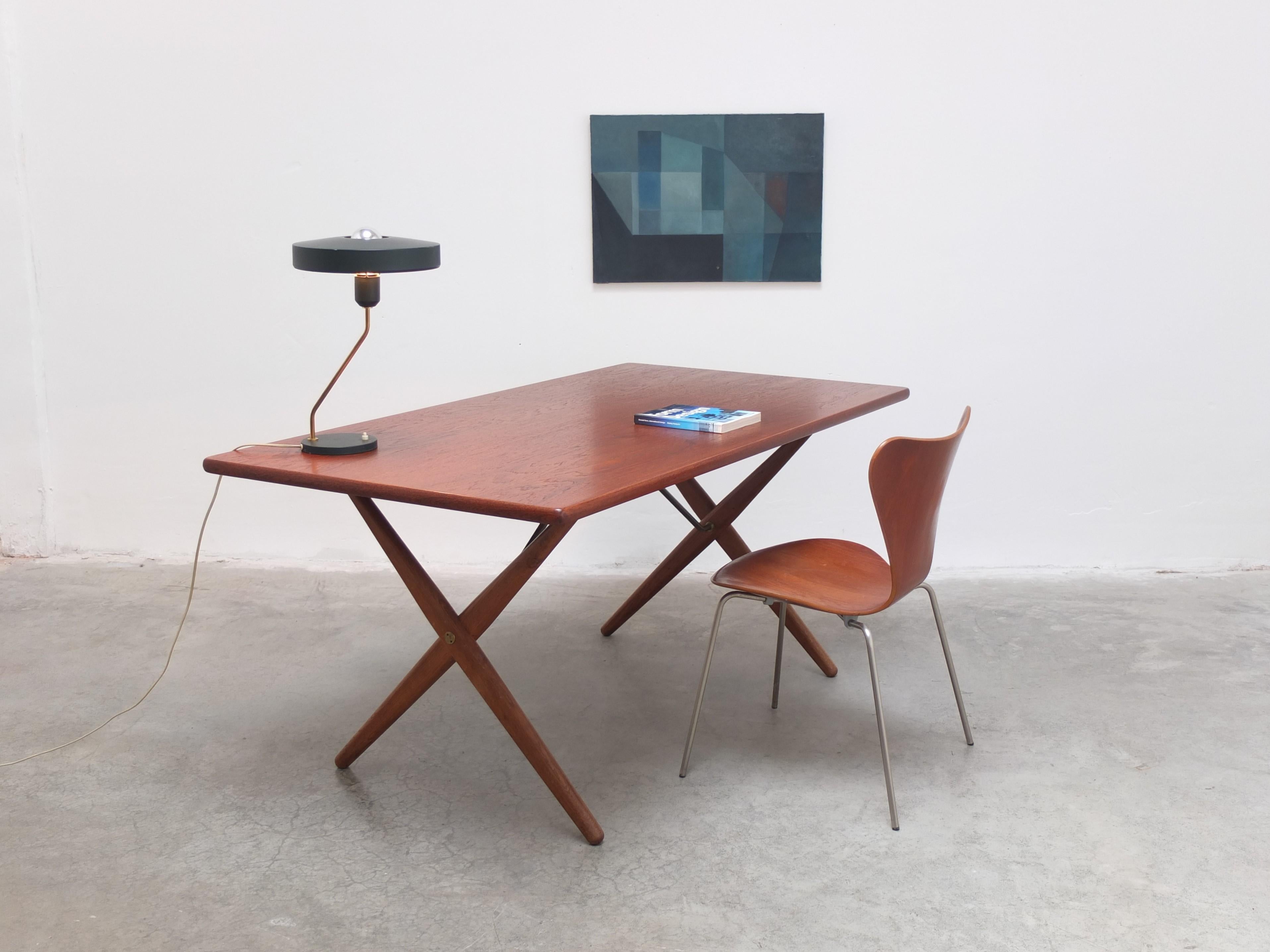 Early 'AT 303' Cross-Leg Table by Hans J. Wegner for Andreas Tuck, 1955 For Sale 8