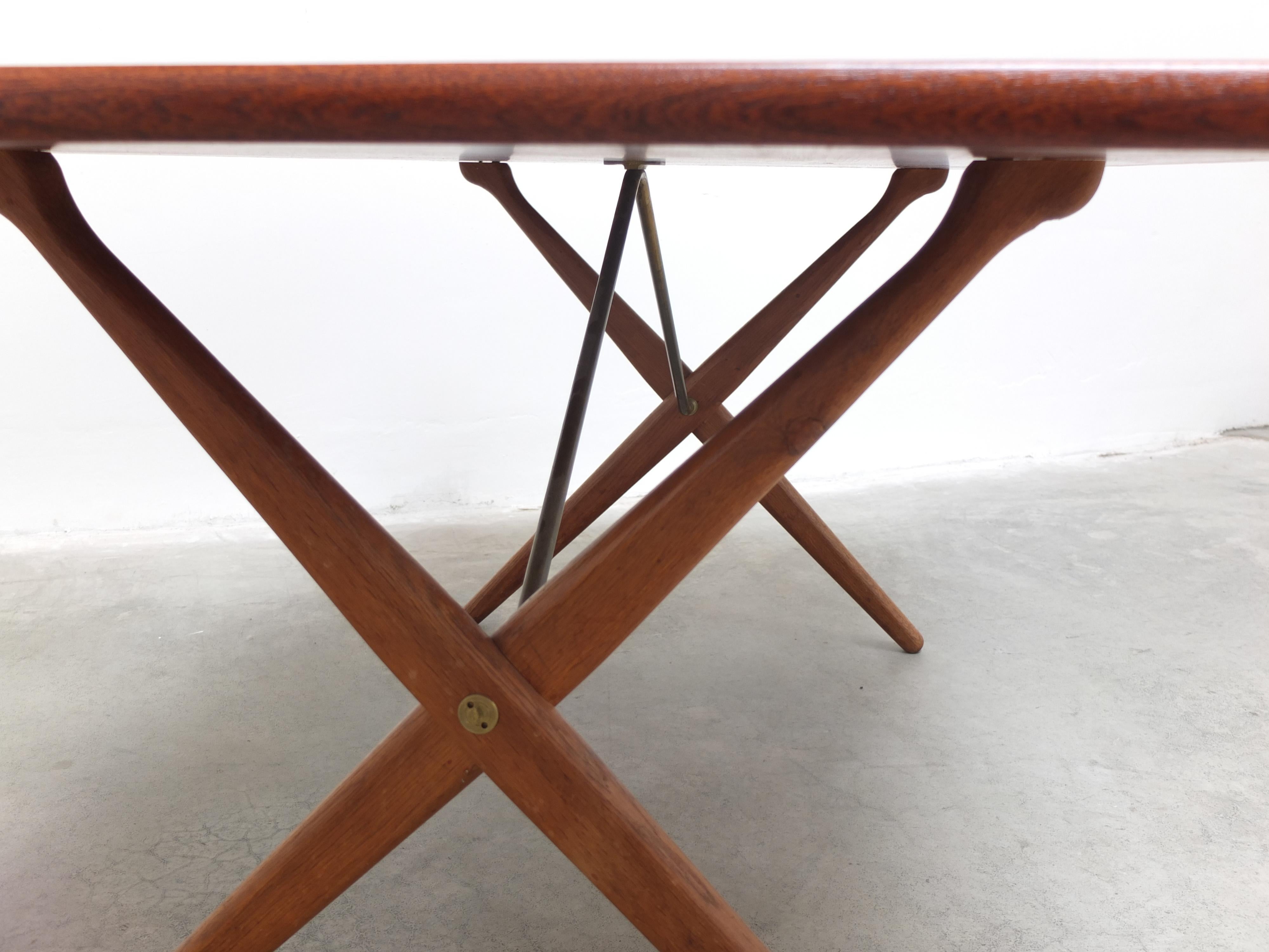 Early 'AT 303' Cross-Leg Table by Hans J. Wegner for Andreas Tuck, 1955 For Sale 10