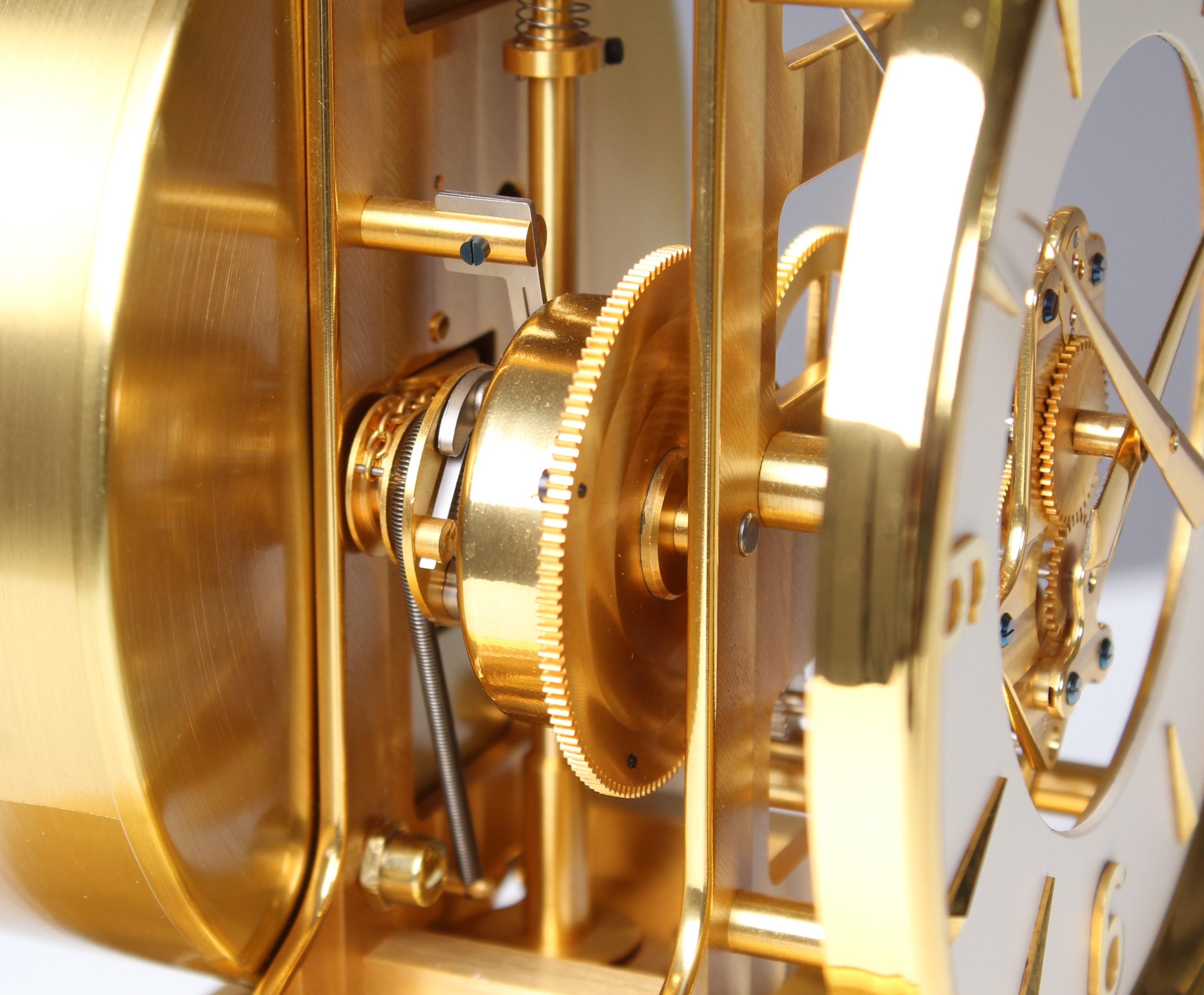 Early ATMOS II Clock from 1949, Jaeger-LeCoultre, Classic Design, White, Gold 2