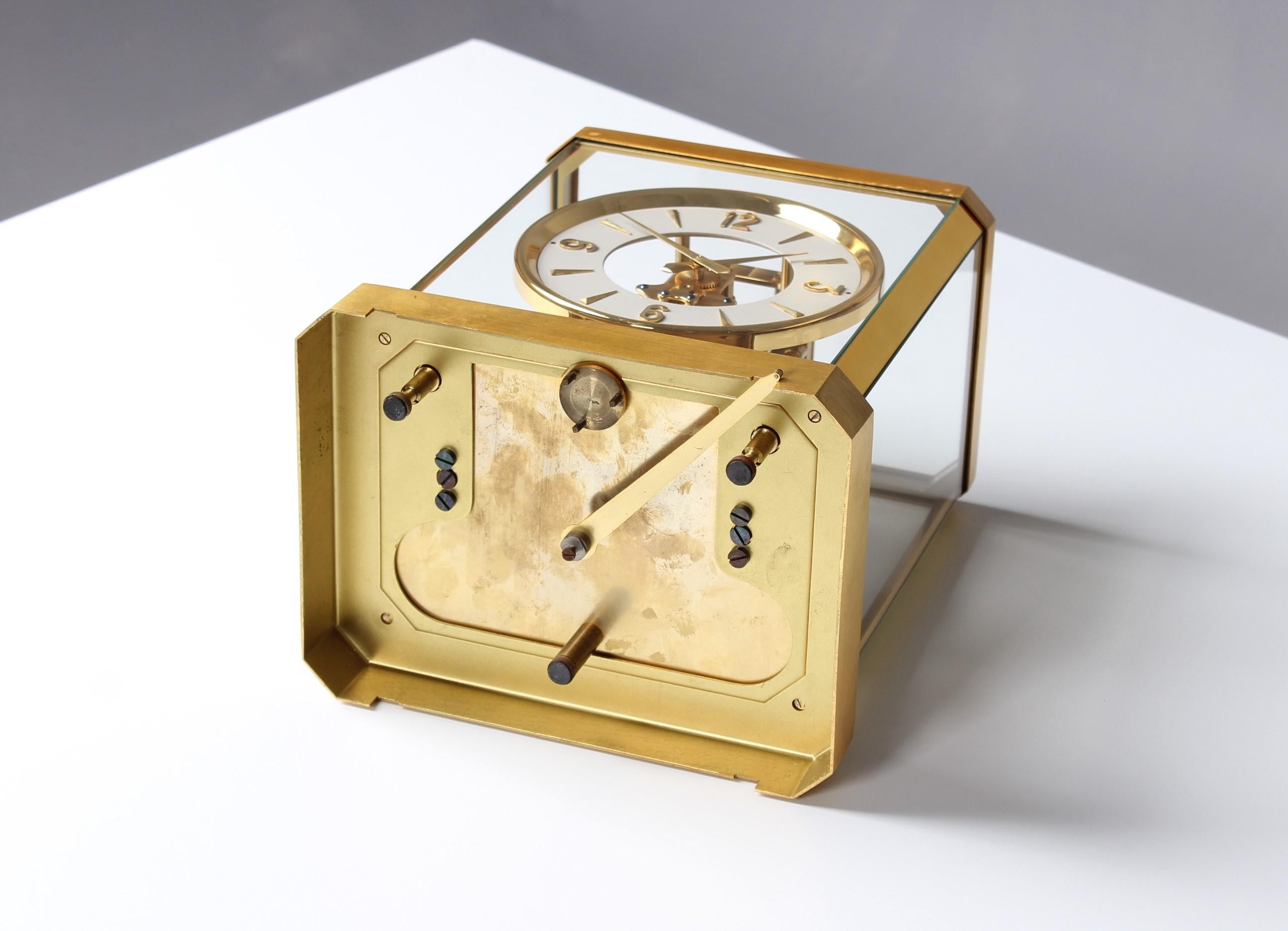 Early ATMOS II Clock from 1949, Jaeger-LeCoultre, Classic Design, White, Gold 6