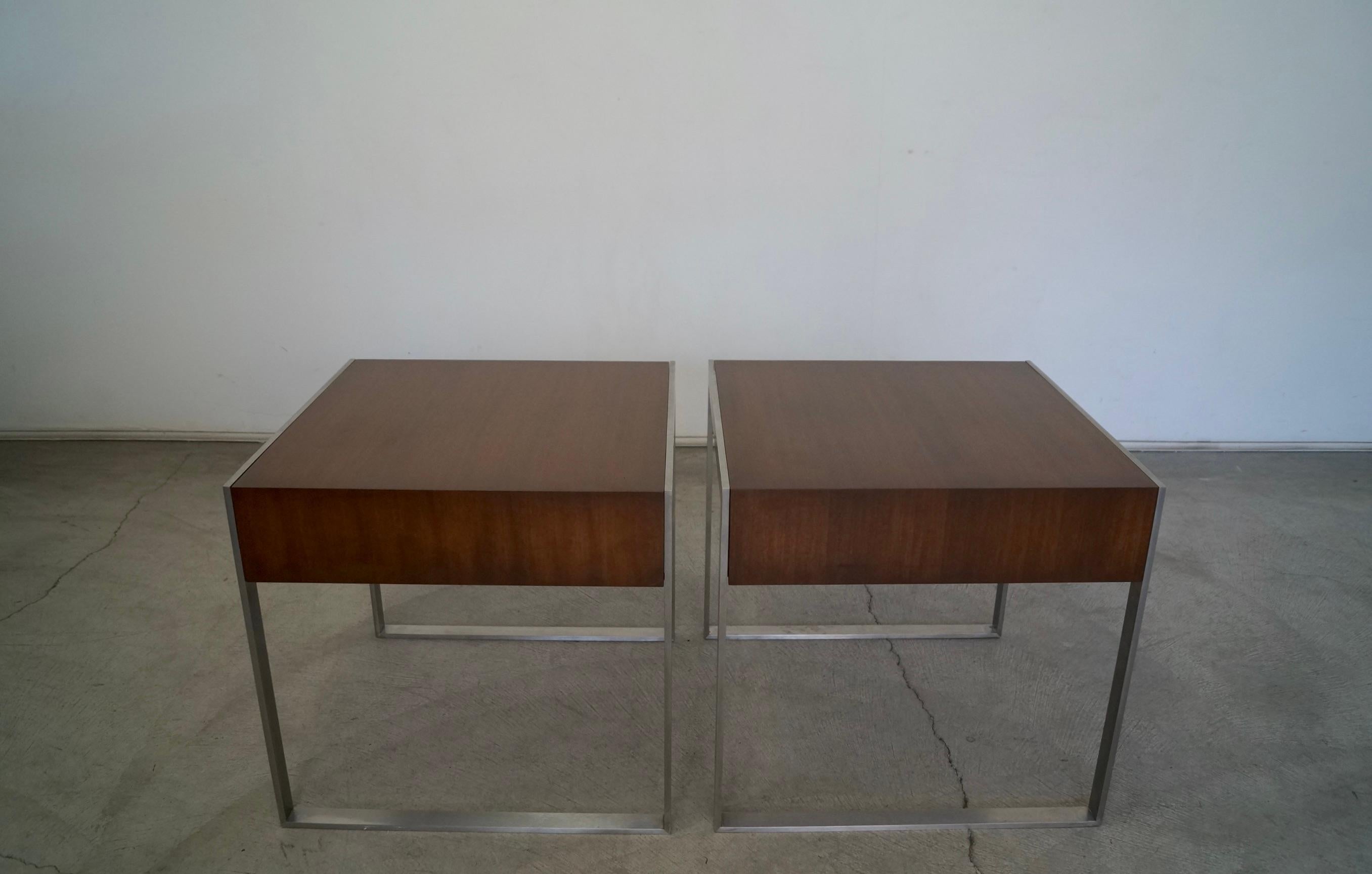 XXIe siècle et contemporain Tables d'extrémité du début des années 80 par Bernhardt - une paire en vente