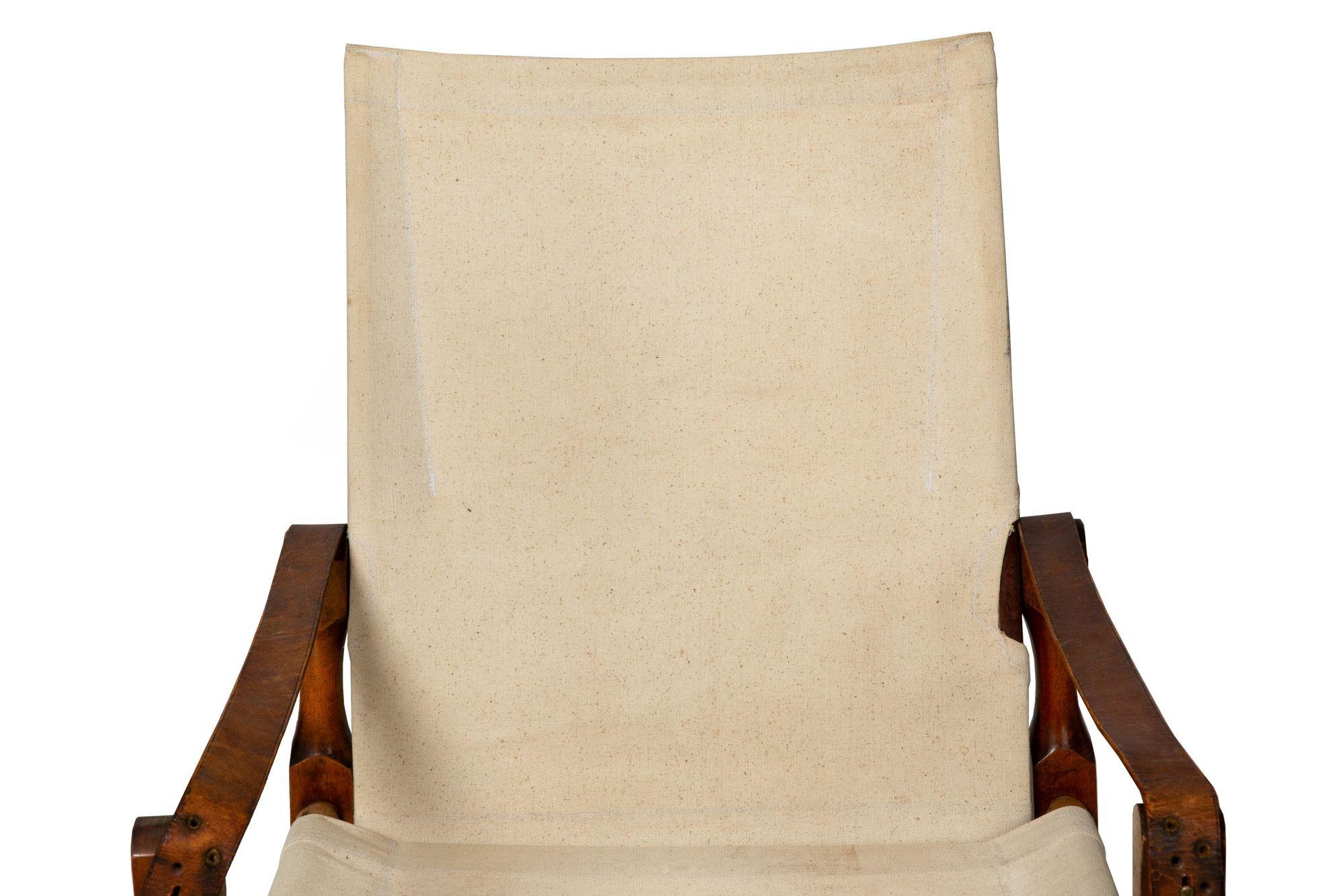 Früher authentischer antiker britischer Roorkhee-Kampagnen-Safari-Sessel (Leder) im Angebot
