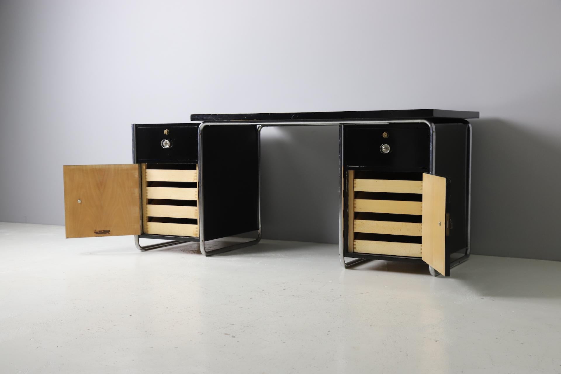 Early 'B287' Bauhaus writing desk by Bruno Weil for Thonet, ca. 1932 6