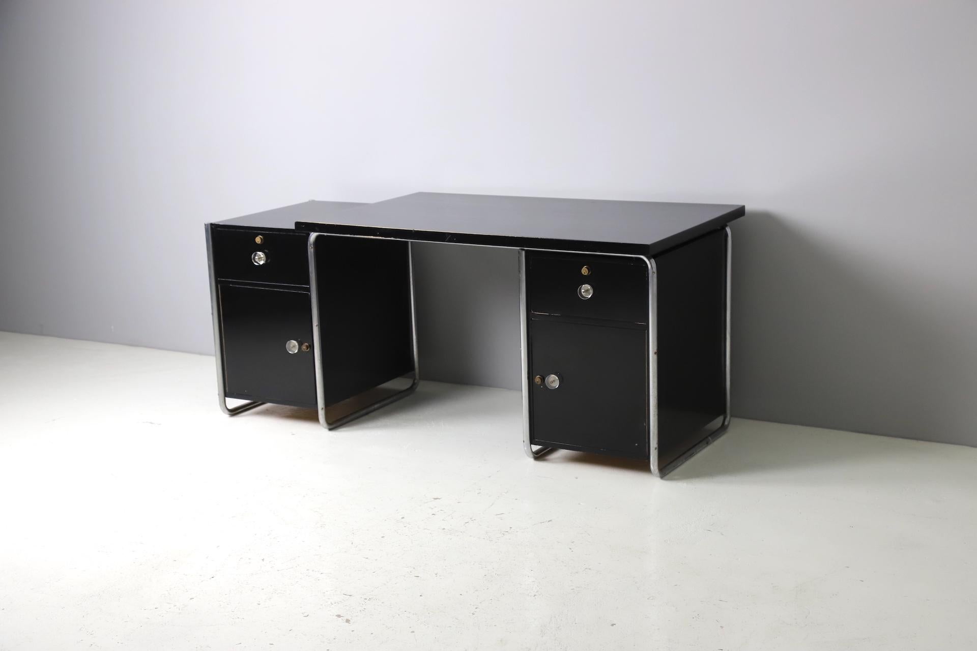 bauhaus desk