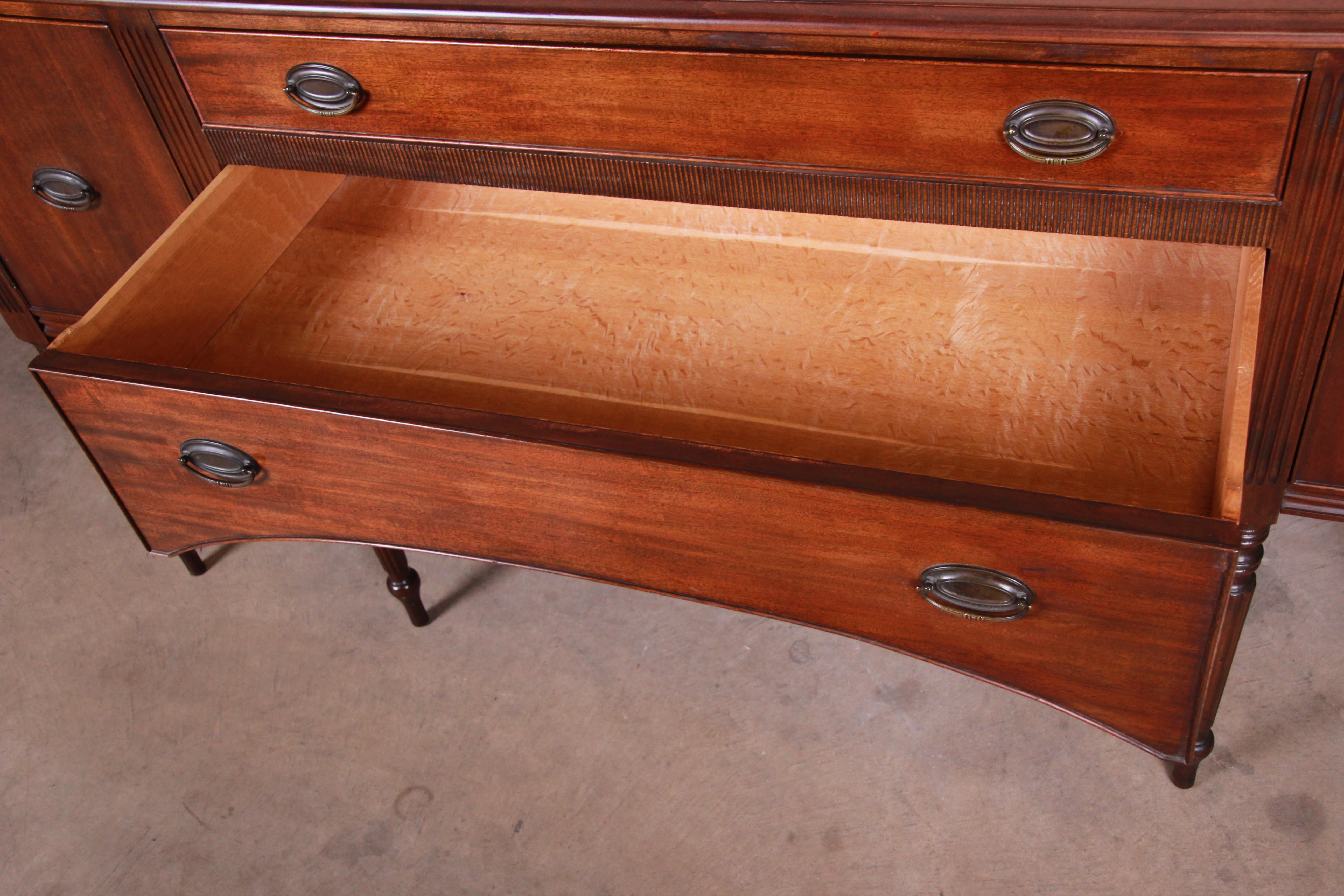 Early Baker Furniture Mahogany Hepplewhite Sideboard Buffet, Newly Refinished For Sale 5