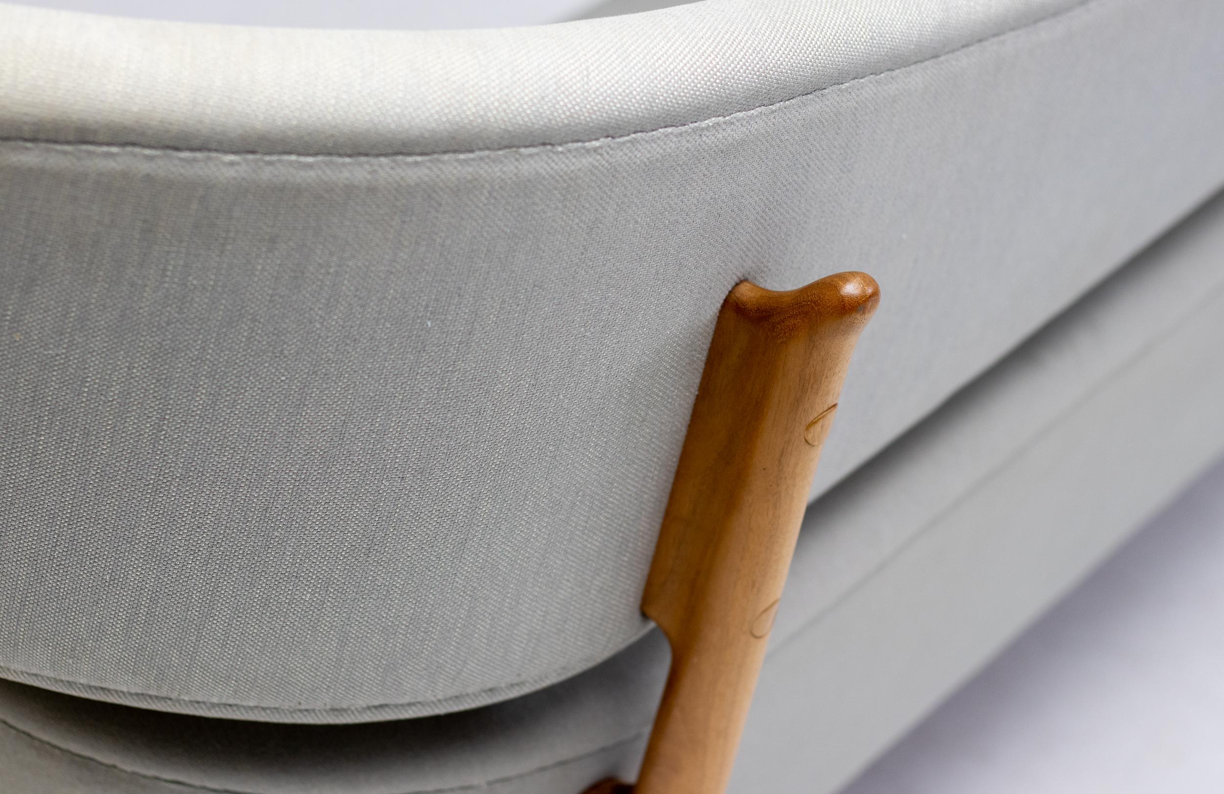 Early Baker Sofa by One Collection, Denmark — Teak Frame & Original Fabric For Sale 6