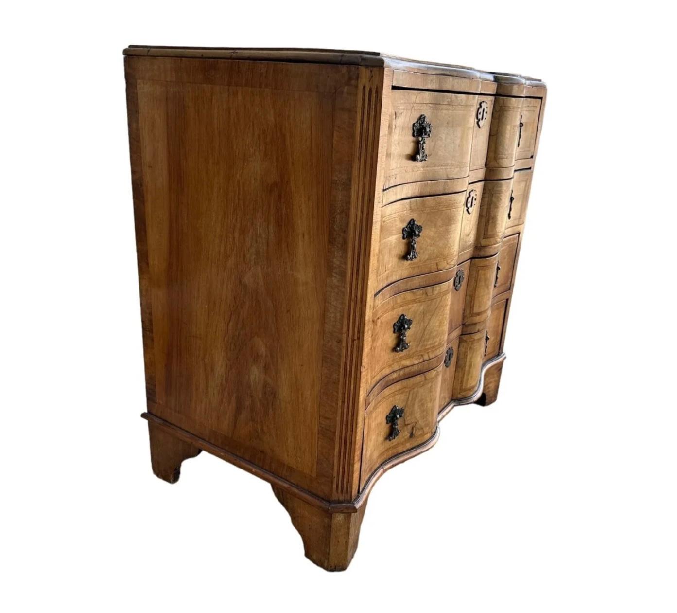 Early Banded Inlaid Walnut Serpentine Front Chest In Good Condition In Bradenton, FL