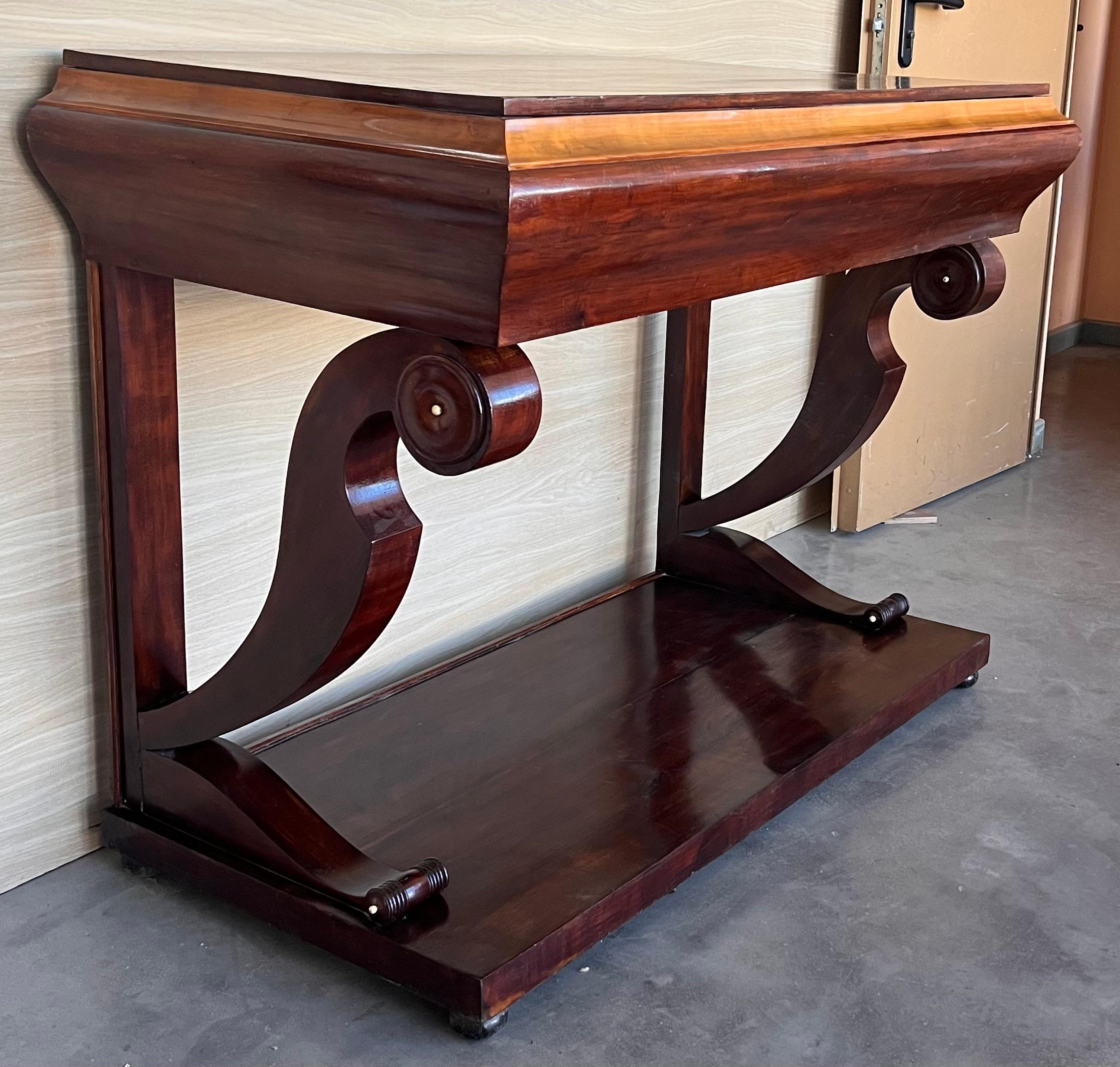 Austrian Early Biedermeier Period Walnut Console Table with Drawer, Austria, circa 1830 For Sale