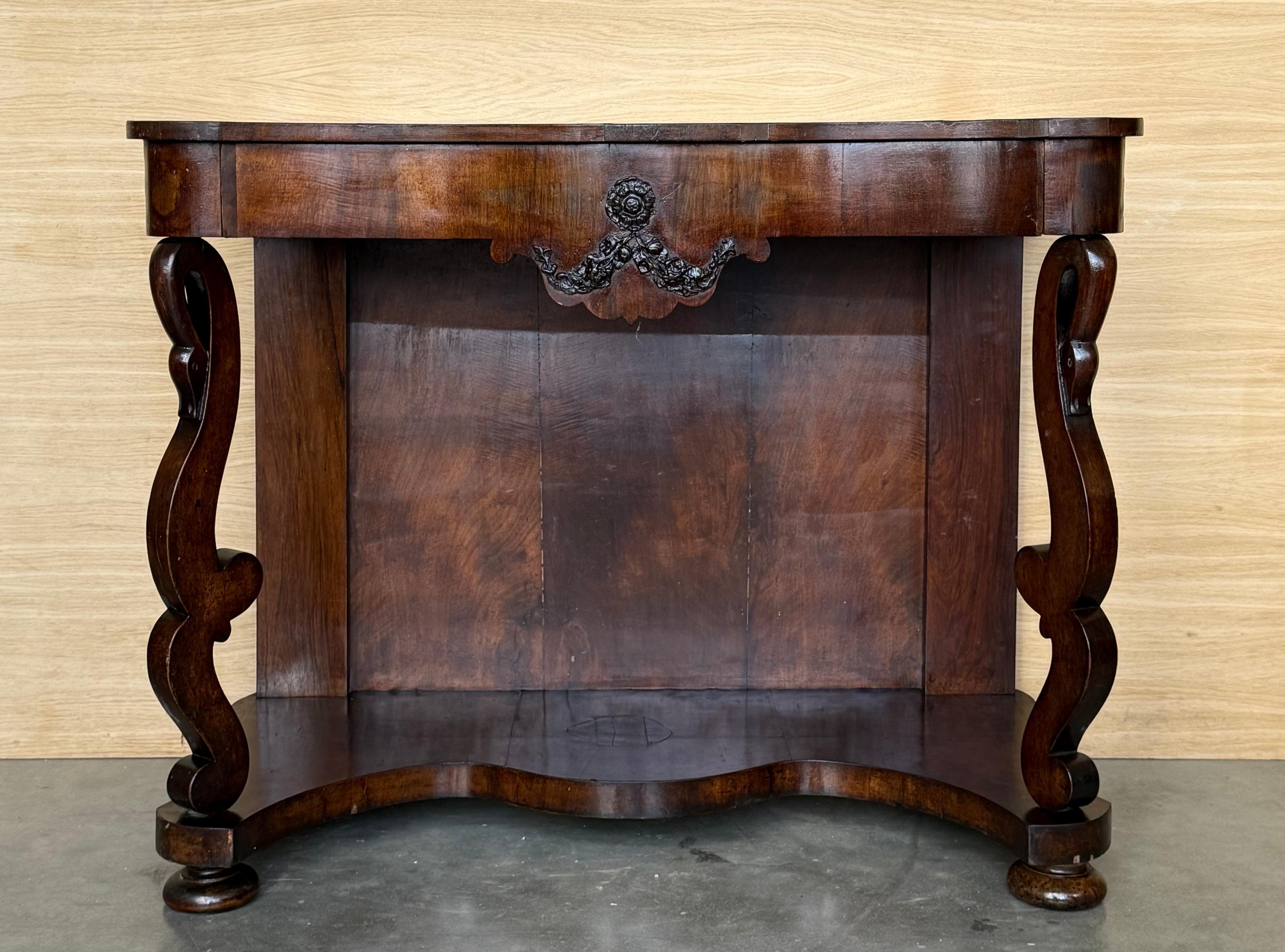 Austrian Early Biedermeier Period Walnut Console Table with Drawer, Austria, circa 1830 For Sale