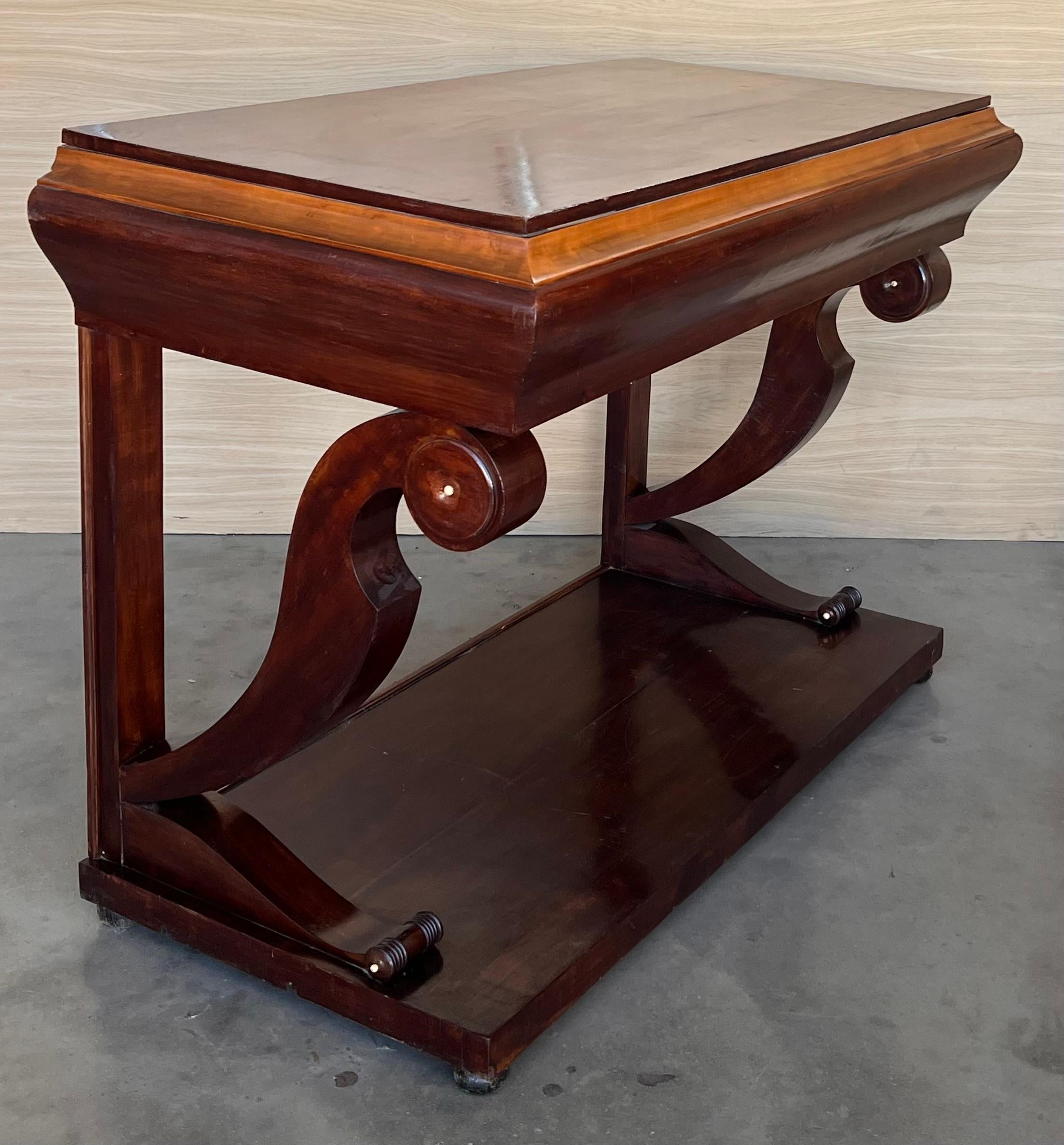 Early Biedermeier Period Walnut Console Table with Drawer, Austria, circa 1830 For Sale 1