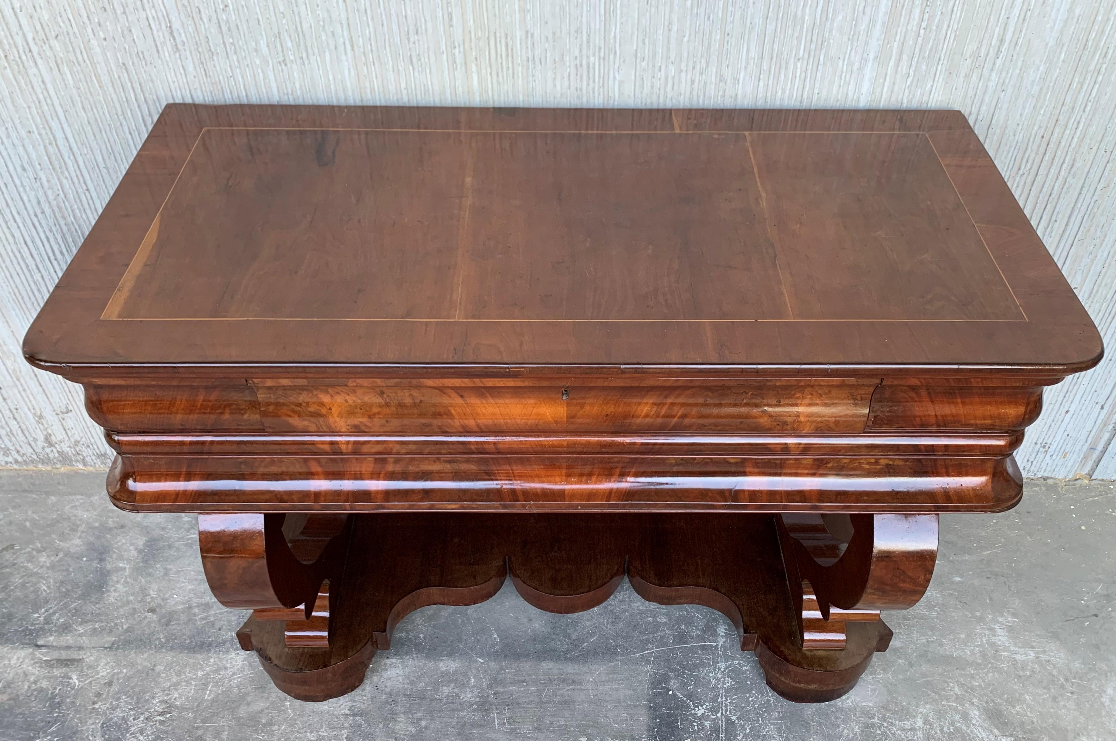 Early Biedermeier Period Walnut Console Table with Drawer, Austria, circa 1830 For Sale 3