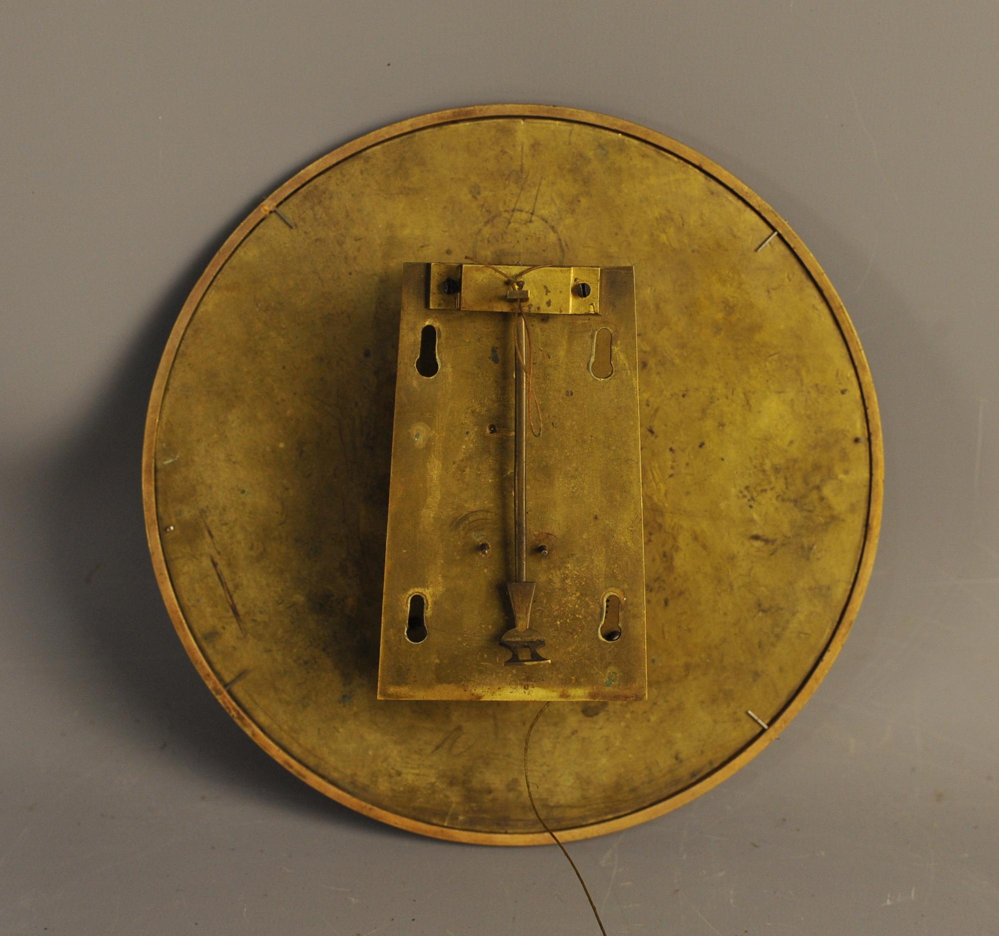 Early Biedermeier Vienna Regulator Wall Clock In Good Condition For Sale In Chesterfield, GB