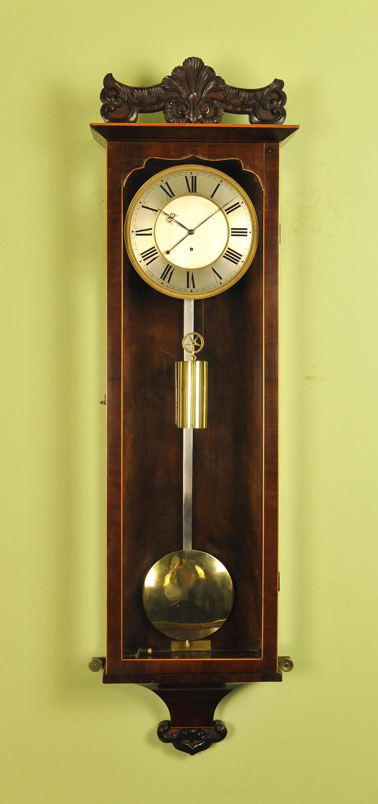 Early Biedermeier Vienna Regulator Wall Clock (Mahagoni) im Angebot