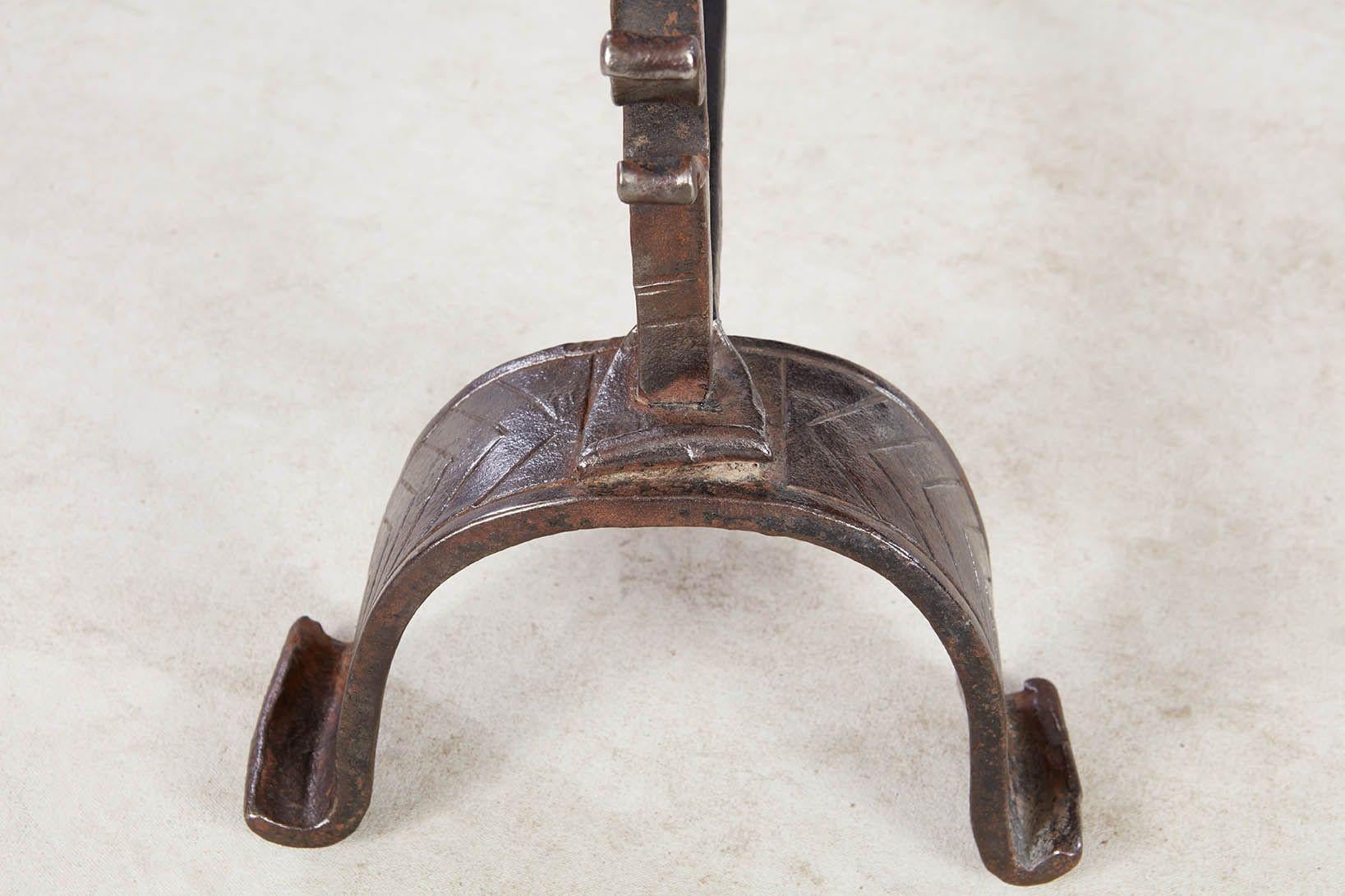 Fino al XVIII secolo Androni forgiati da un fabbro con terminali in bronzo lucido in vendita