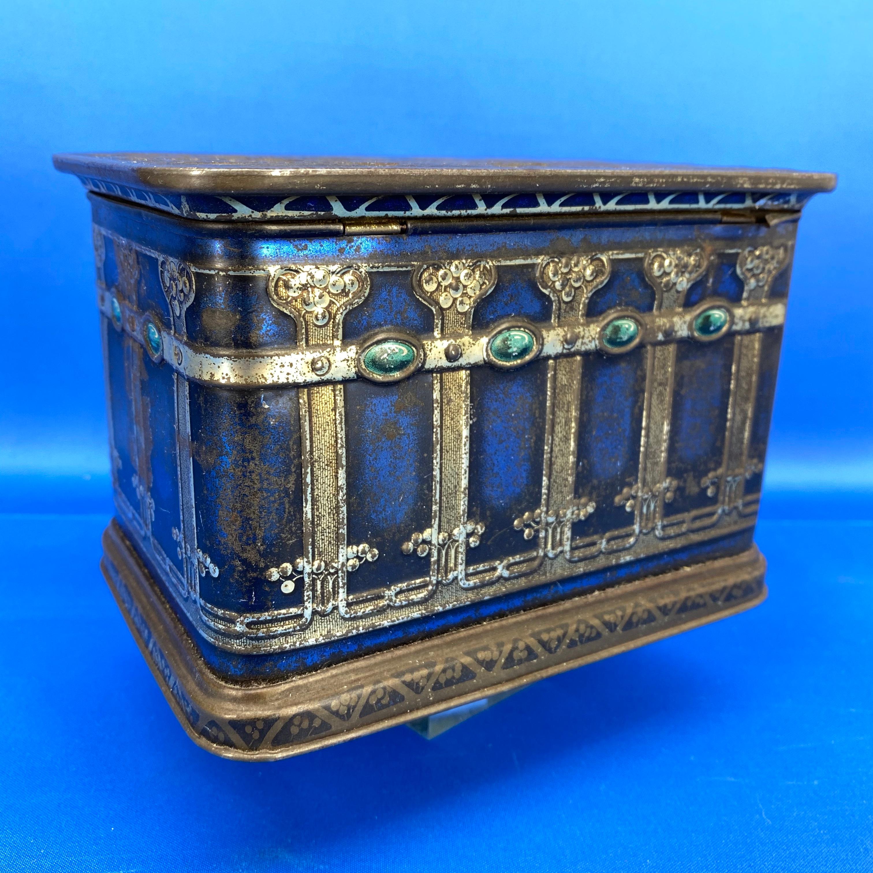 Early Blue American Toleware Tobacco Or Jewelry Box 3