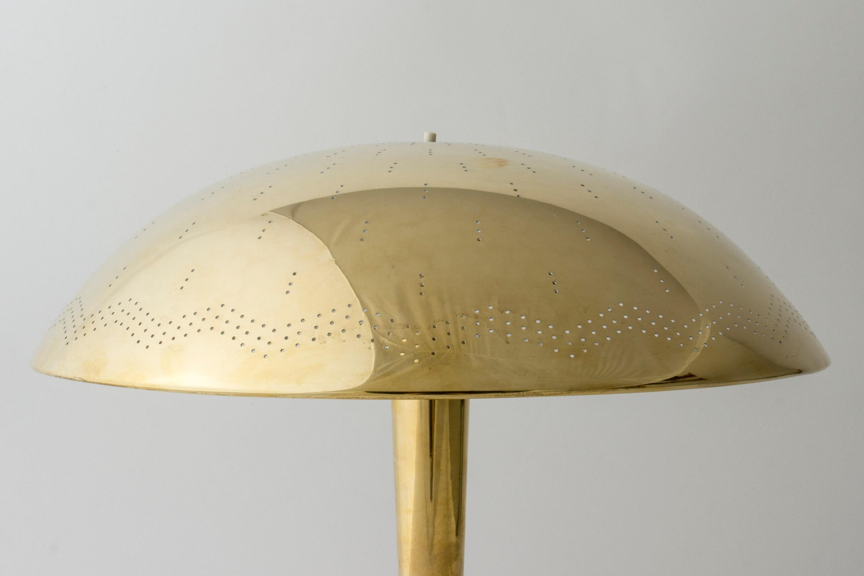 Early Brass table Lamp #5061 by Paavo Tynell for Taito Oy, Finland, 1940s In Good Condition In Stockholm, SE