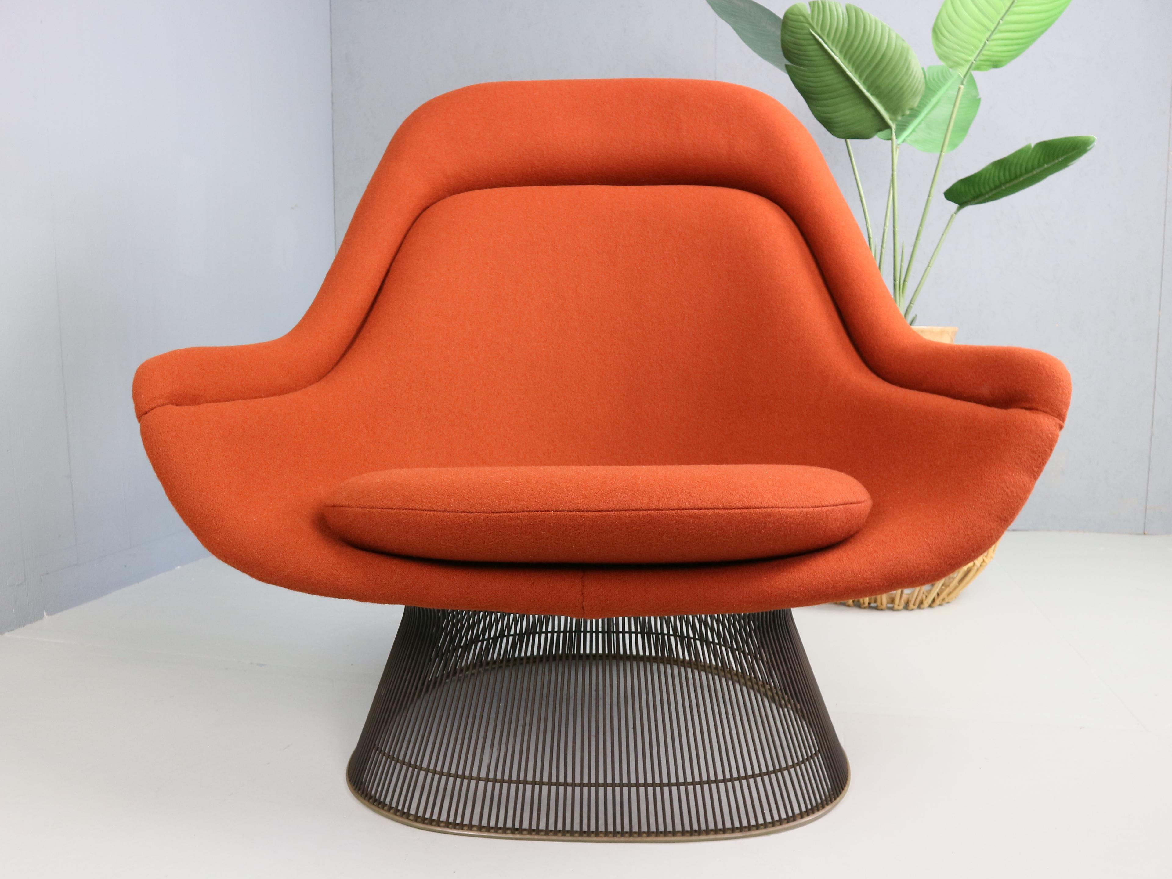 Sedia da salotto in bronzo di Warren Platner per Knoll degli anni '60 in rosso ruggine in vendita 3