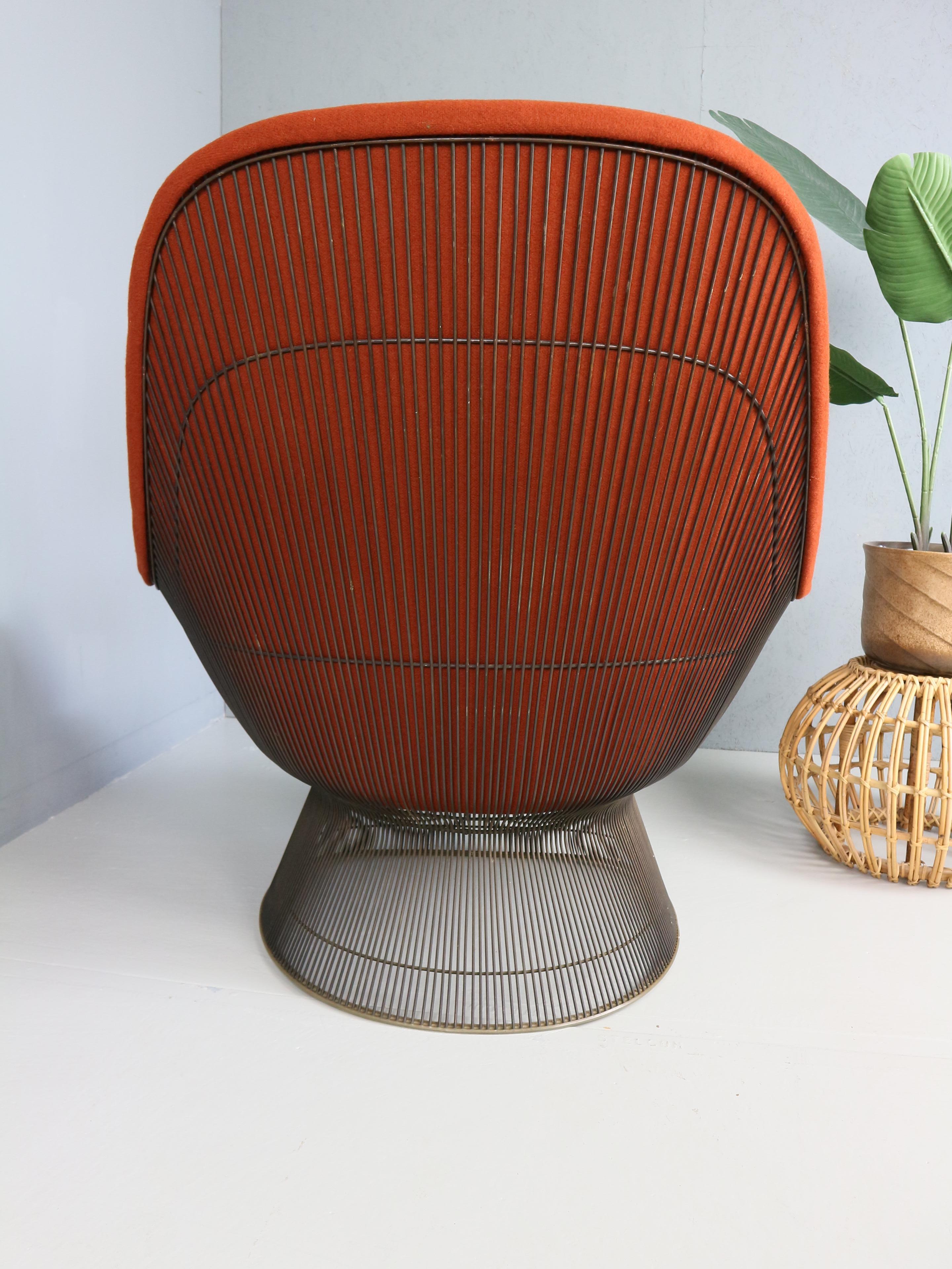 Americano Sedia da salotto in bronzo di Warren Platner per Knoll degli anni '60 in rosso ruggine in vendita