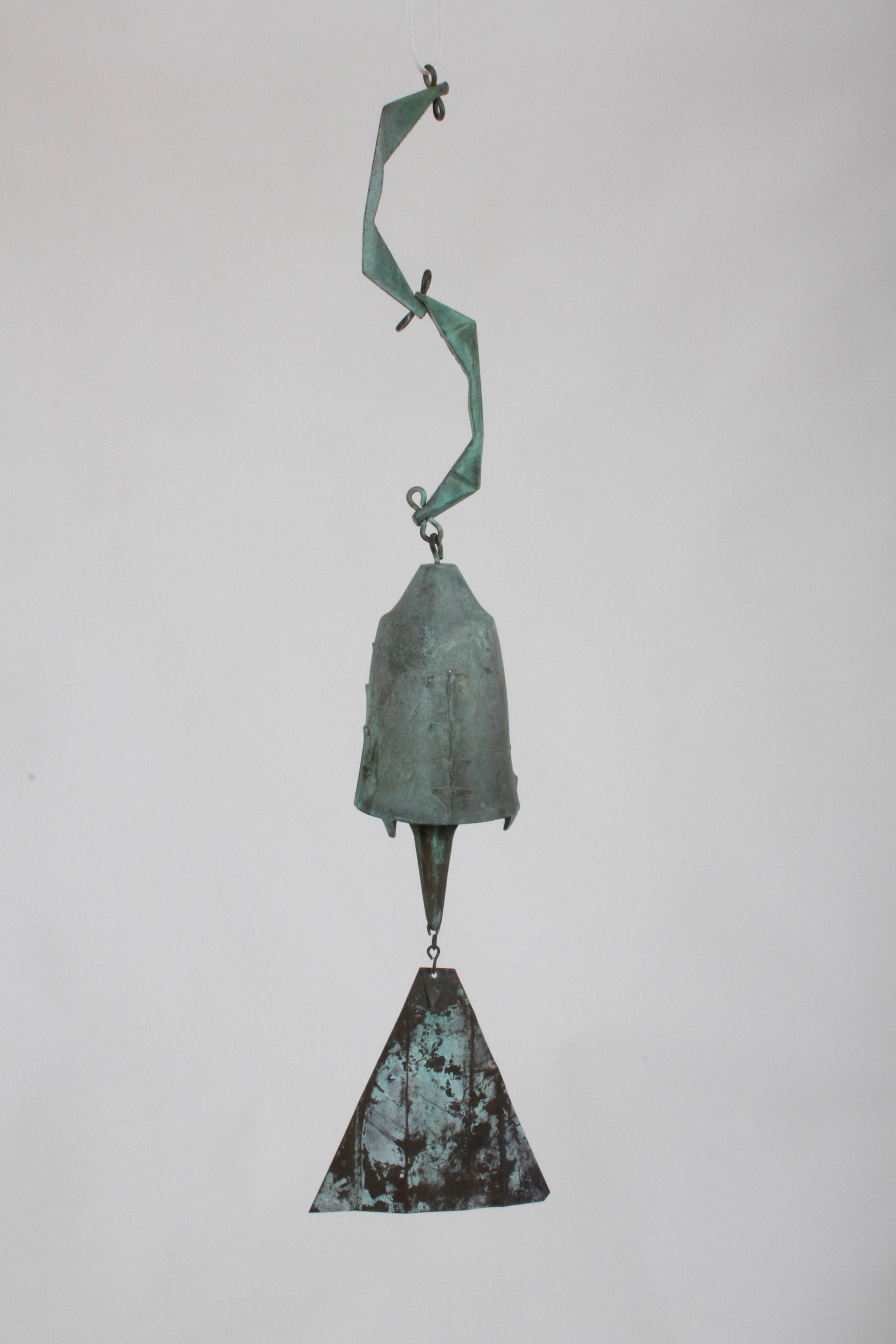 Early cast bronze sculptural wind chime or bell with great patina by Italian-born visionary architect and artist, Paolo Soleri. This piece was made by the artist at his Cosanti studio in Arizona and is signed with his stamp or insignia, 1950s. Paolo
