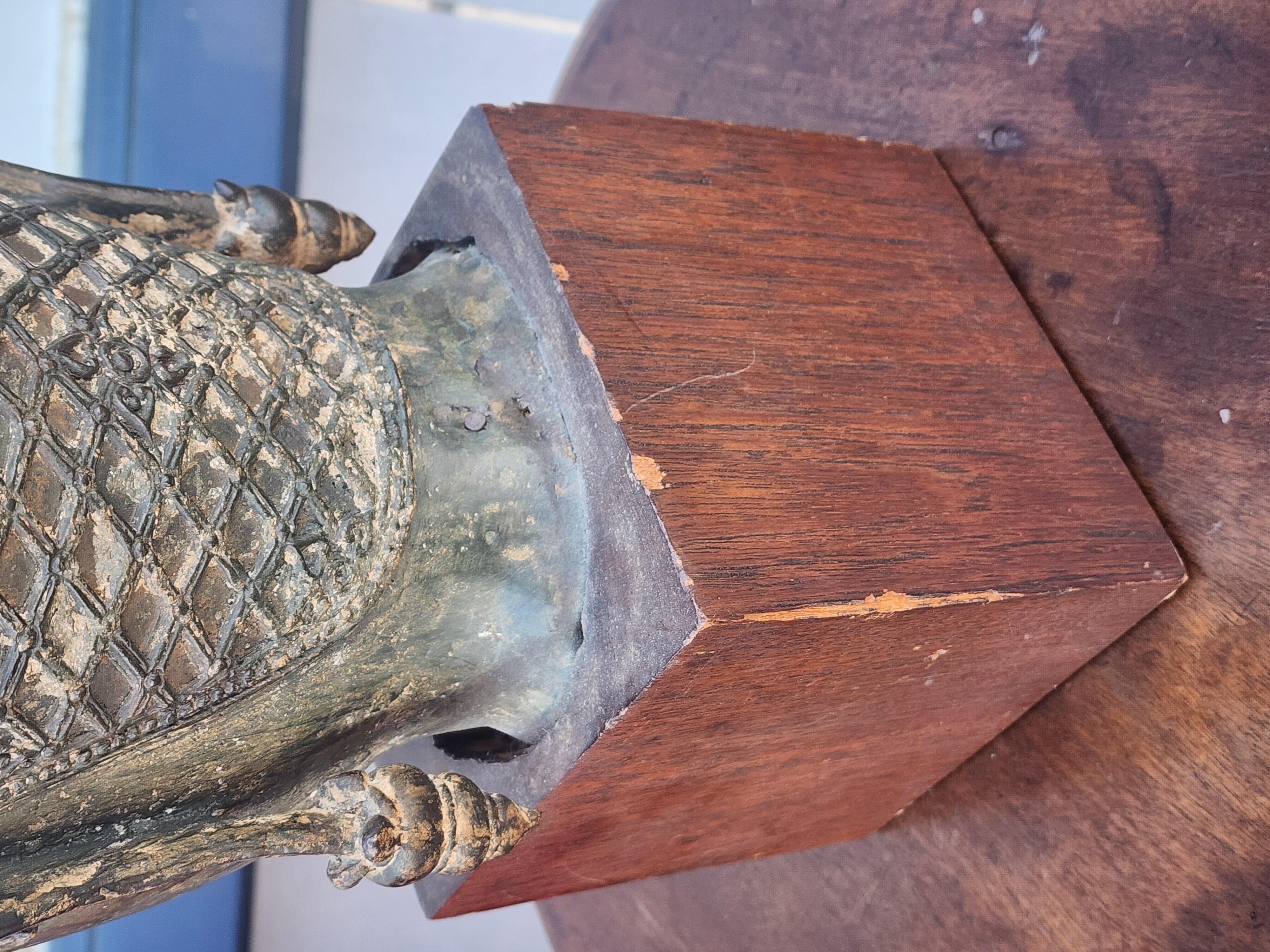 18th Century and Earlier Early Bronze Thai Buddha Head Mounted on Block For Sale