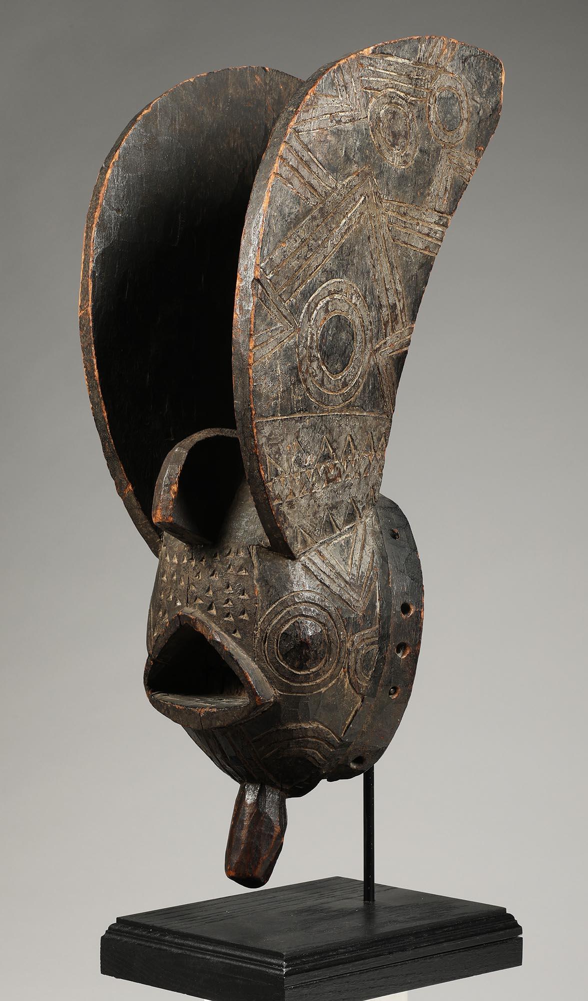 Early Bwa Bird Animal Mask with Curved Wings, on Custom Base, Black Surface In Fair Condition In Point Richmond, CA