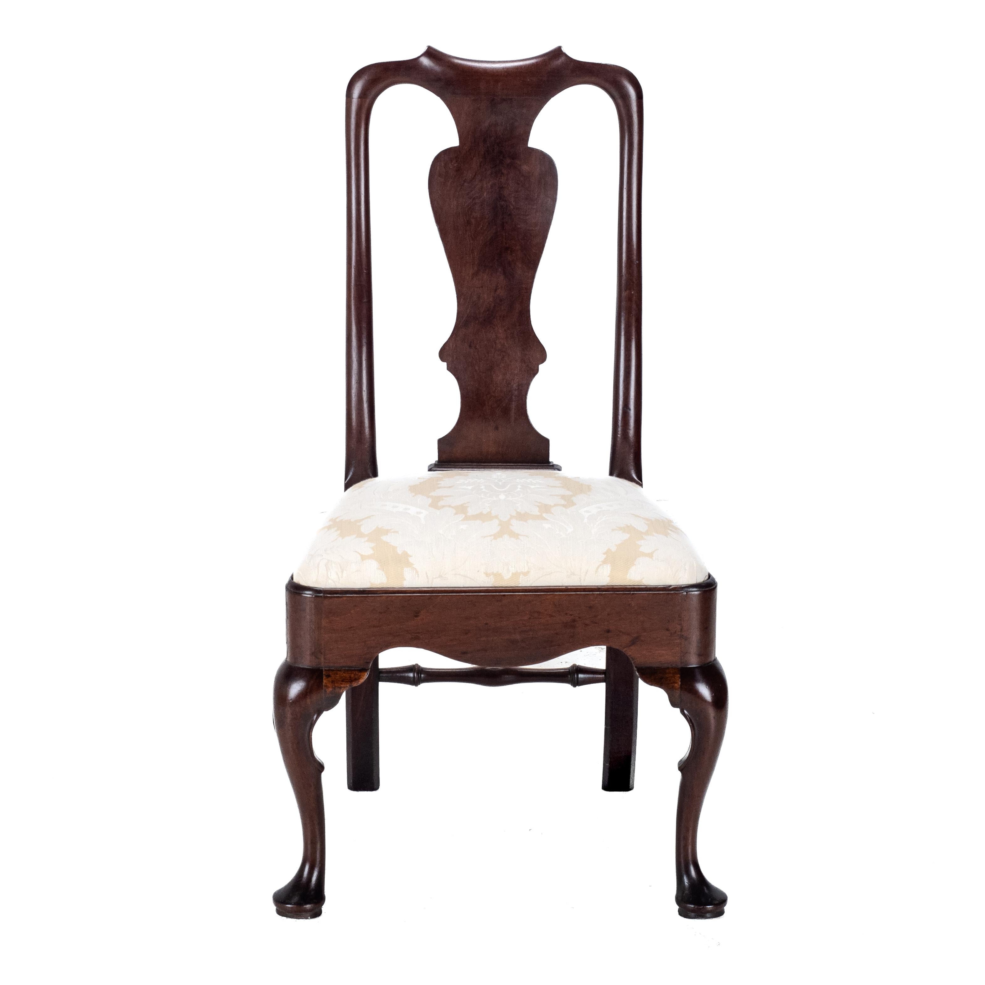 Anglais Chaise d'appoint en acajou A.I.C1720 (Georgian Queen Anne Dining)