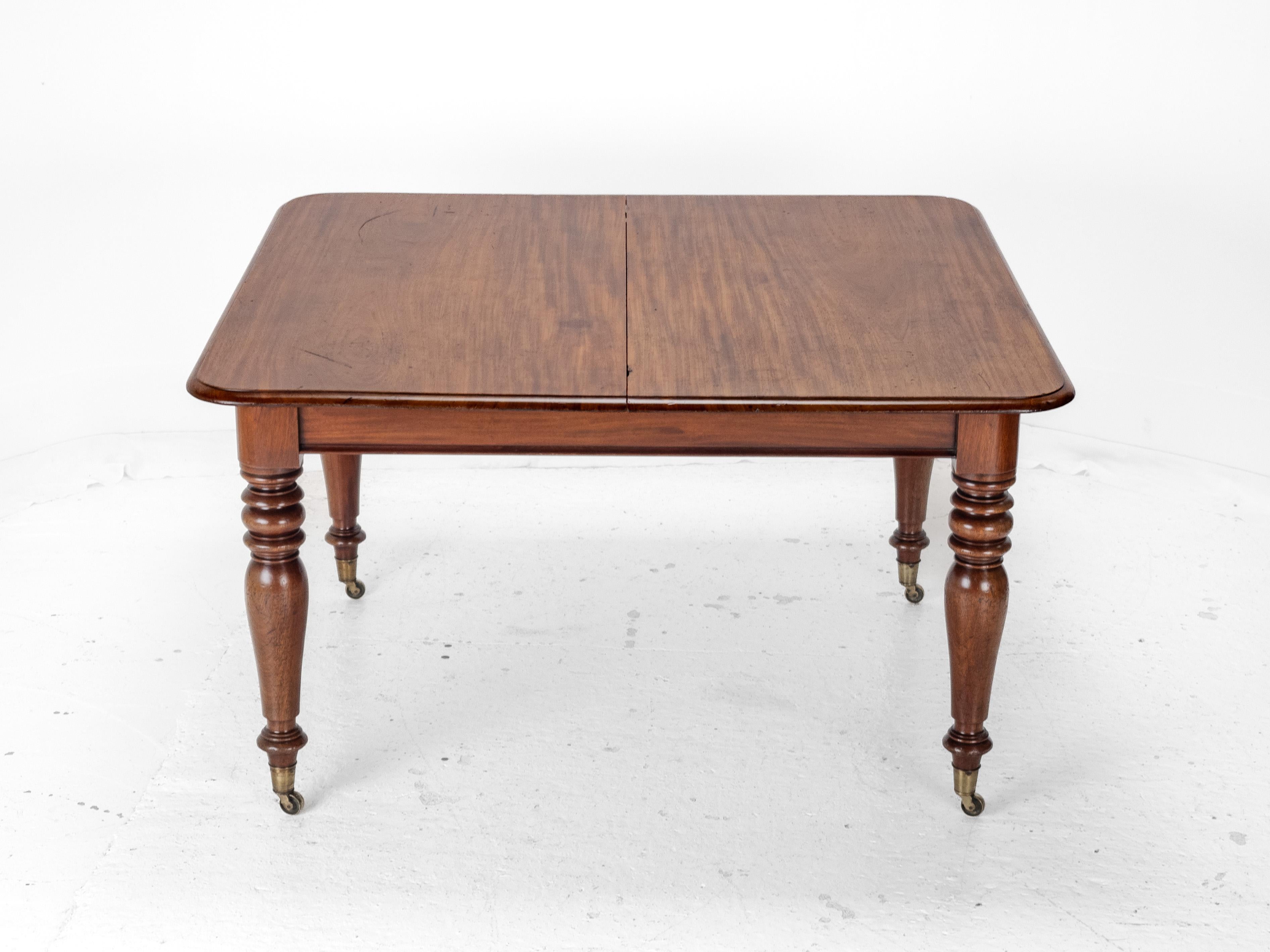 Frühes 19. Jahrhundert Mahagoni ausziehbarer 8ft Esstisch c1830 (georgianisch) 1