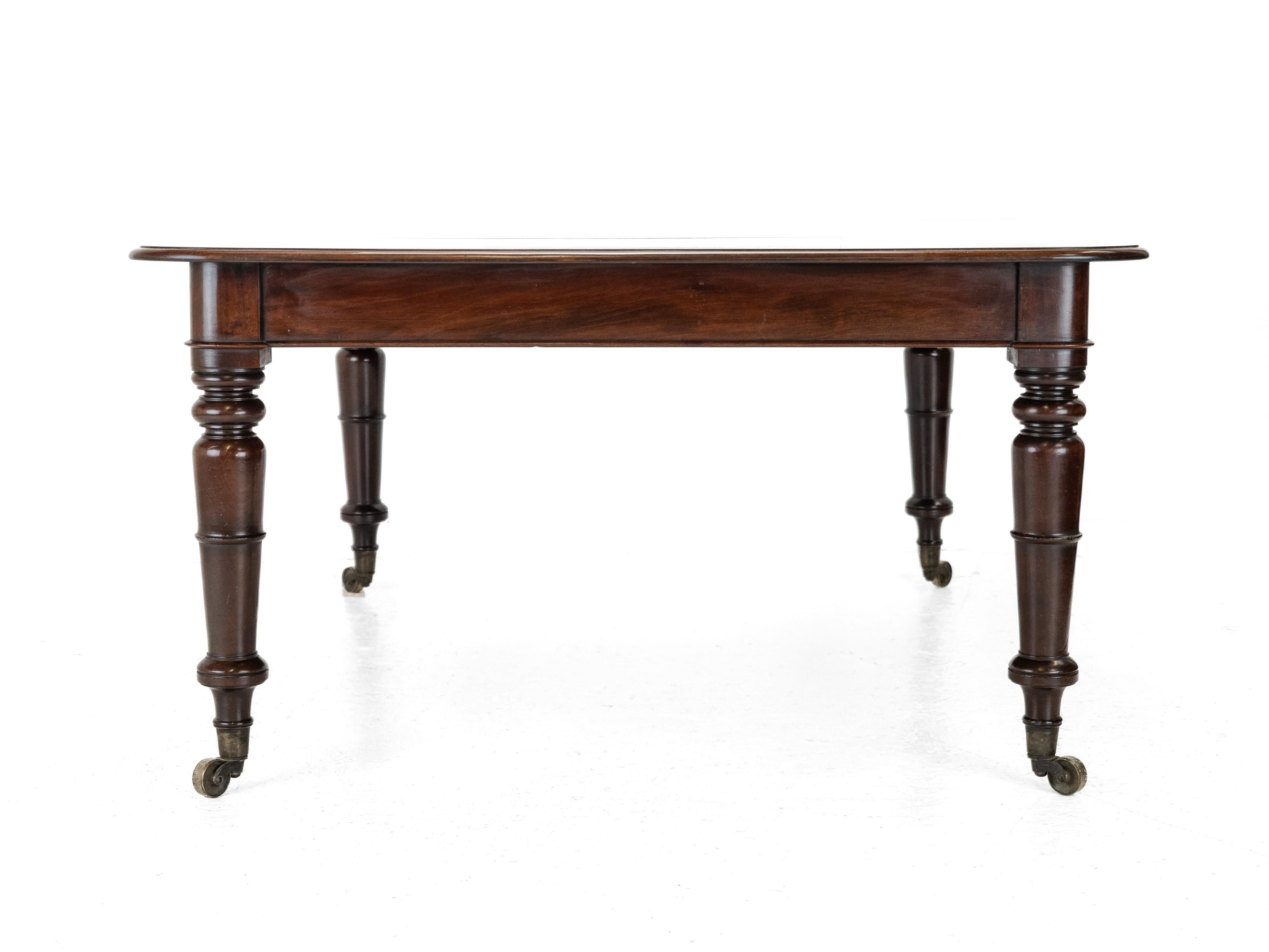 Tavolo da pranzo allungabile in mogano di inizio 19° Regency/George IV c1820 in vendita 2