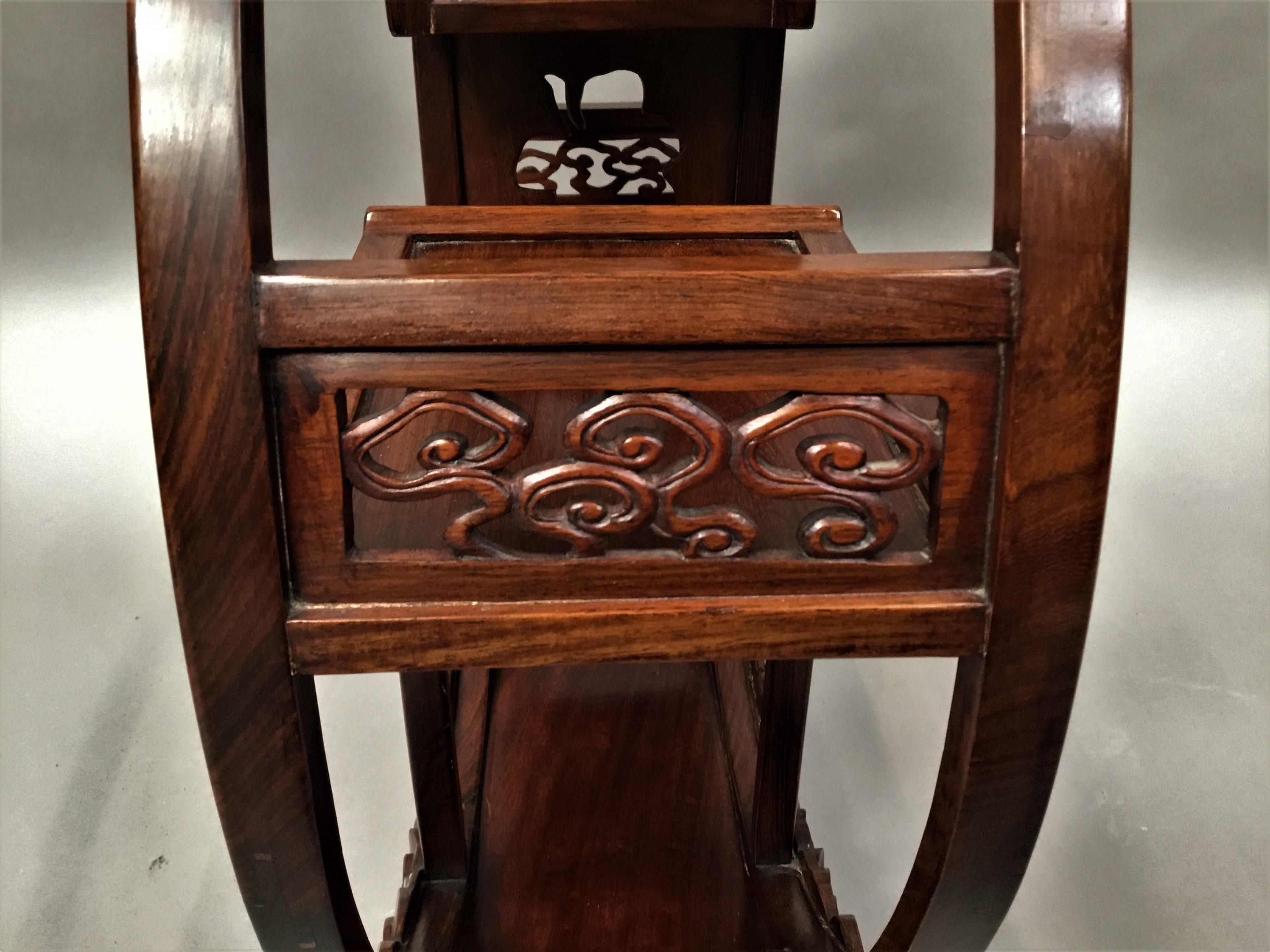 Early 20th Century Chinese Hongmu Display Stand For Sale 8