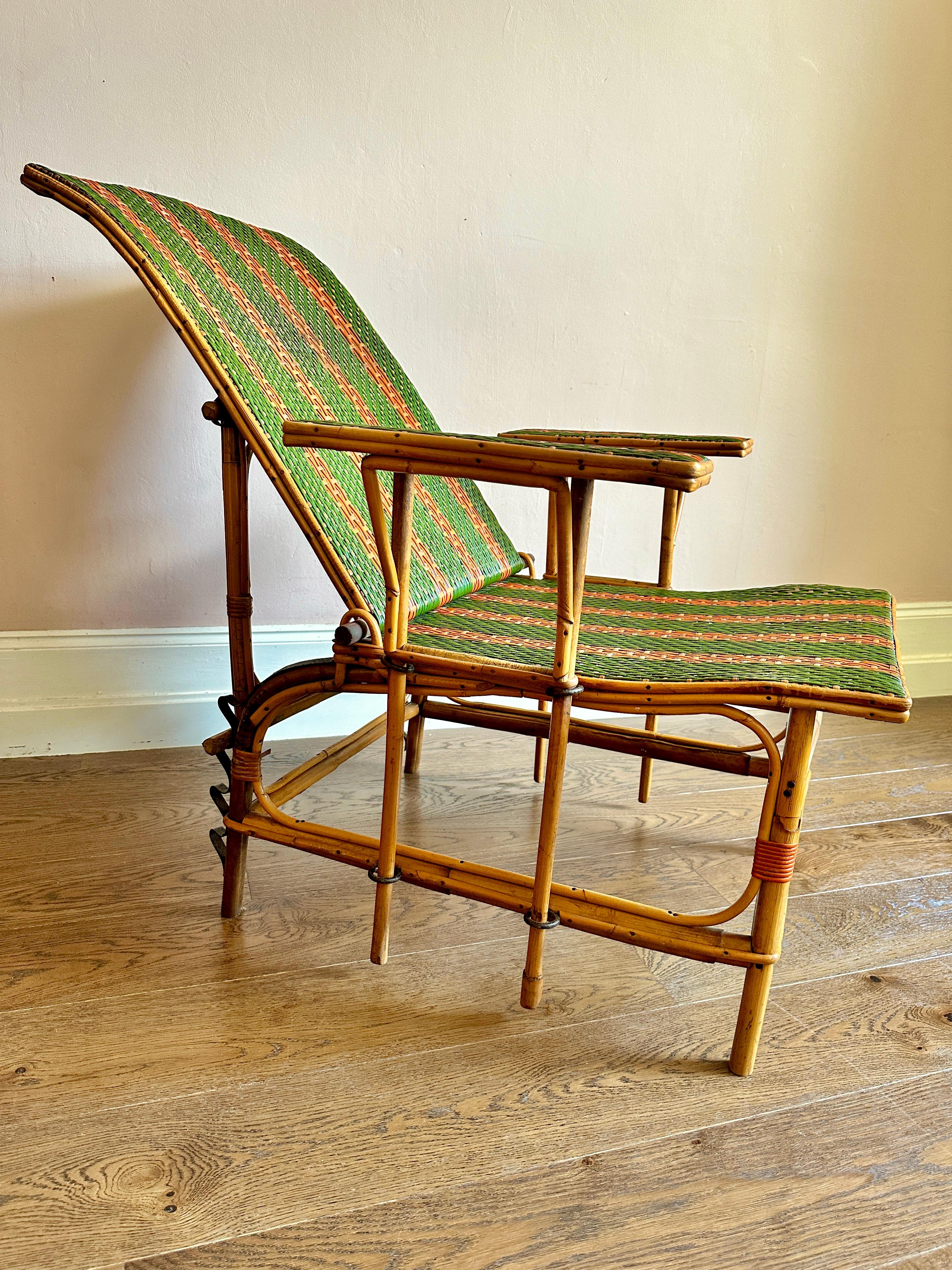20ième siècle Chaise longue en bambou et rotin français du début du 20e siècle en vente