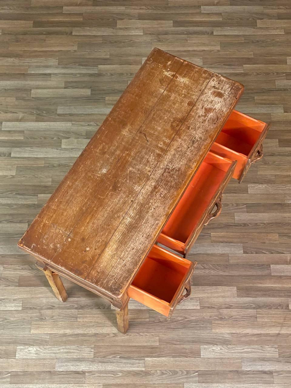 Americano Scrivania in acero in stile ranch californiano Monterey Spanish in vendita