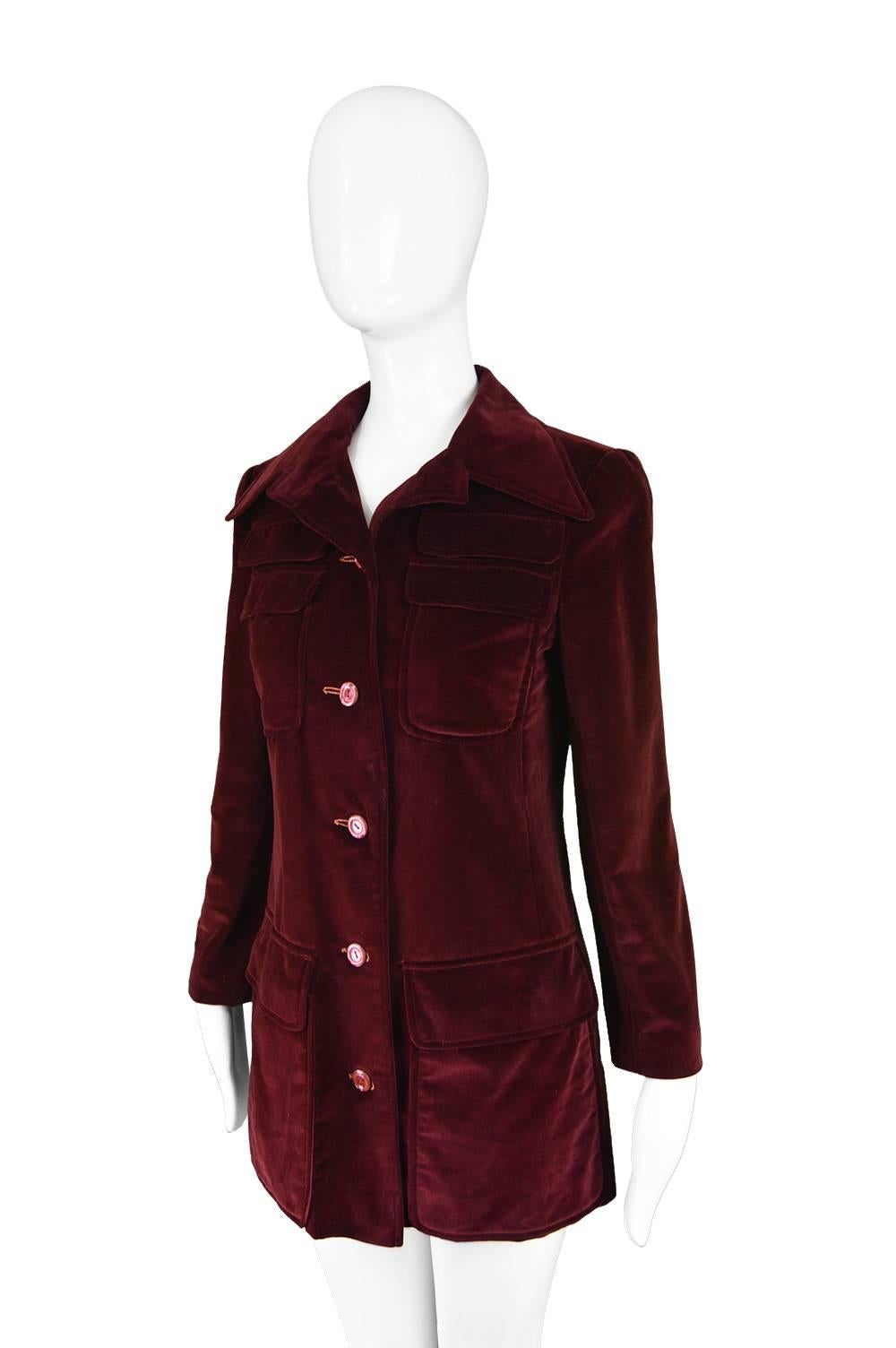 Early Calvin Klein Vintage 1970s Dark Red Velvet Dagger Collar Mod Jacket In Excellent Condition In Doncaster, South Yorkshire