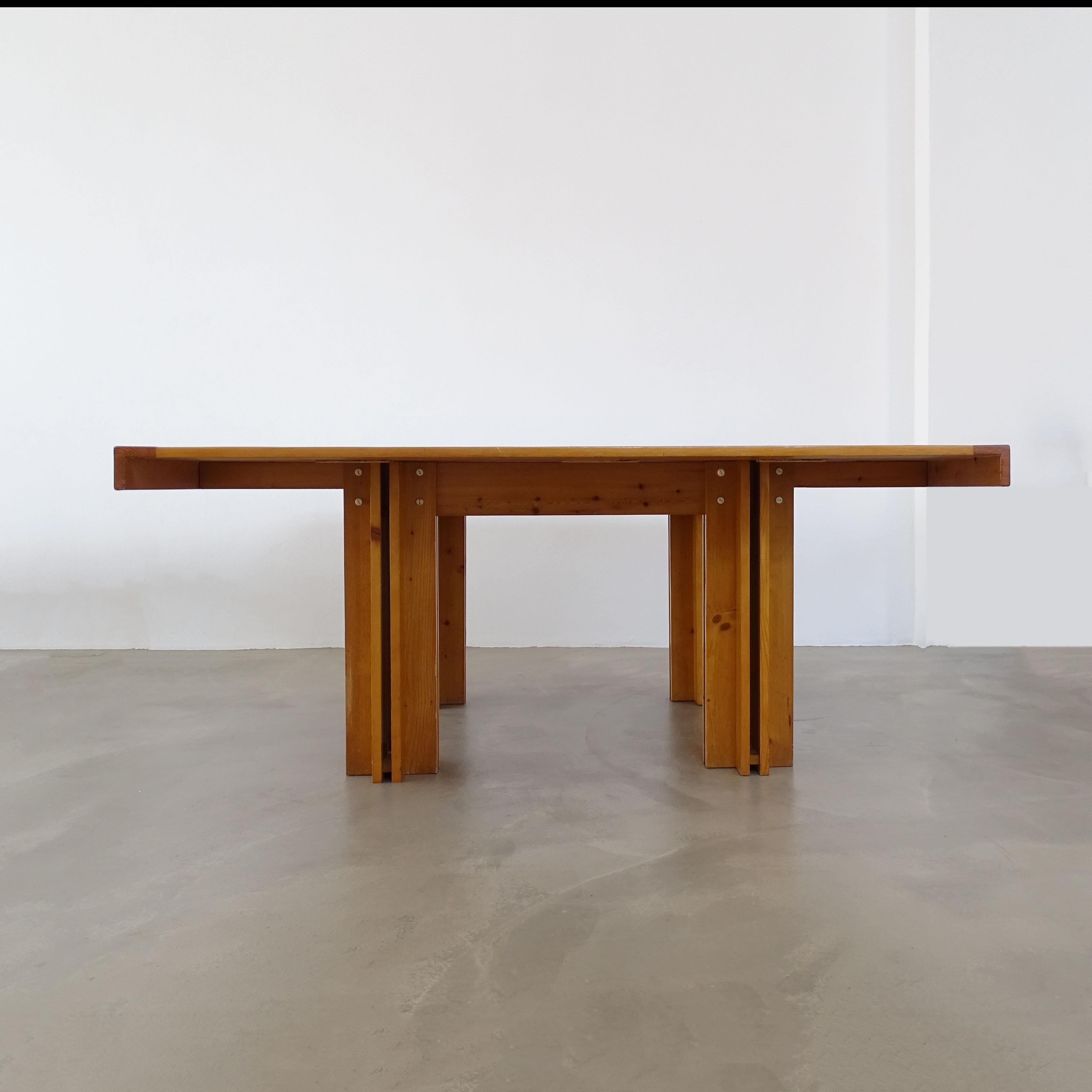 Early and Large version Carlo Scarpa Quatour table for the Metamobile series by Simon Gavina, Italy 1974.