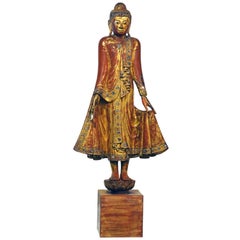 Statue ancienne sculptée du Bouddha Shakymuni de style Mandalay Princely Bejeweled
