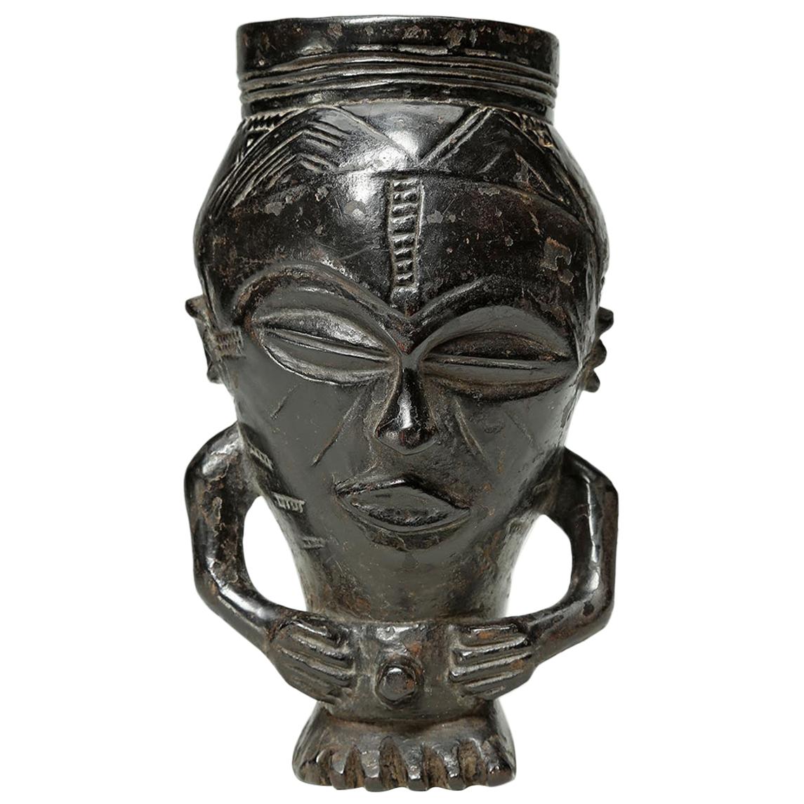 Early Carved Wood Tribal Kuba Figural Cup, Congo, Africa Deep Dark Patina For Sale