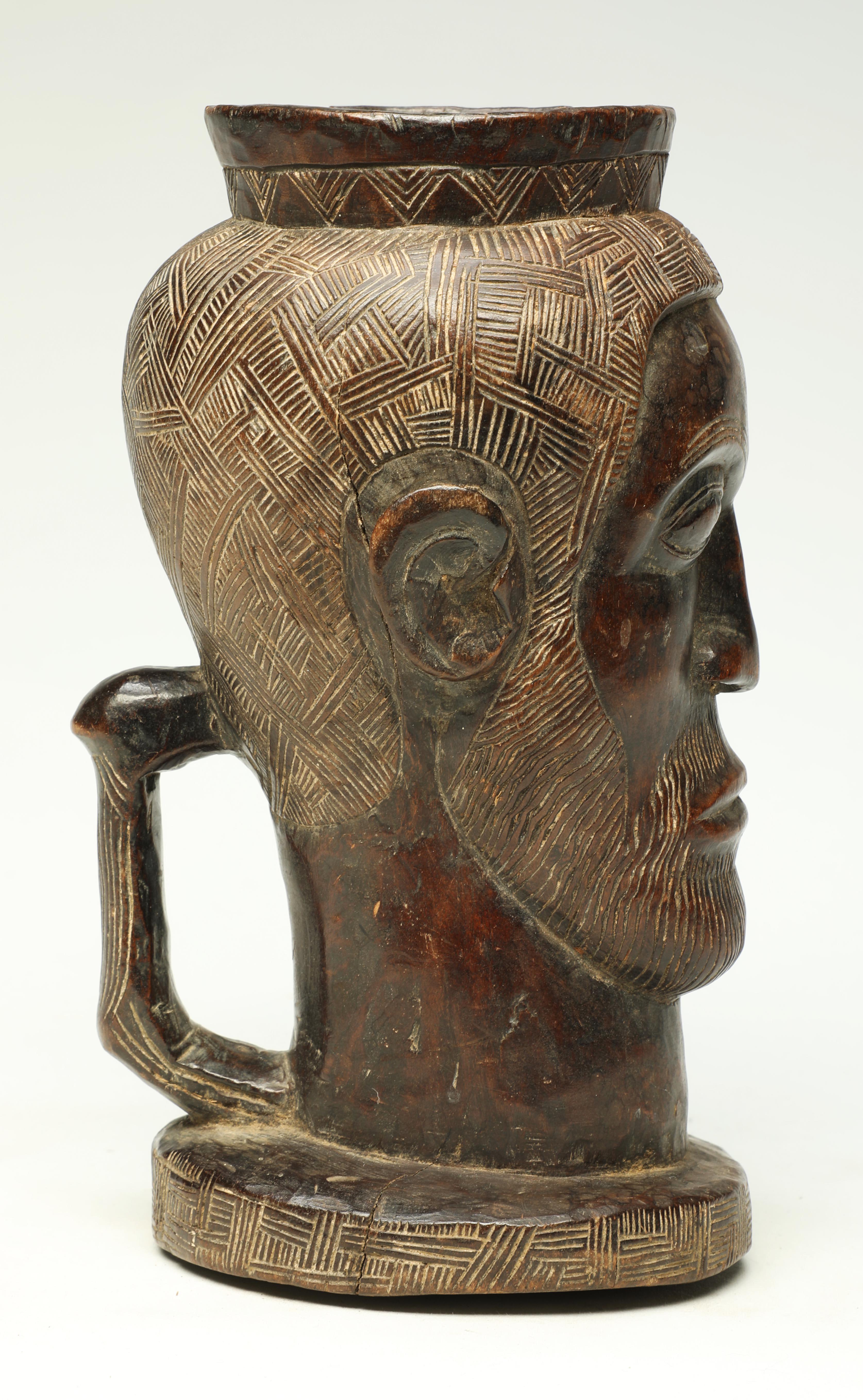 20th Century Early Carved Wood Tribal Kuba Figural Cup, Congo, Africa Male with Beard For Sale