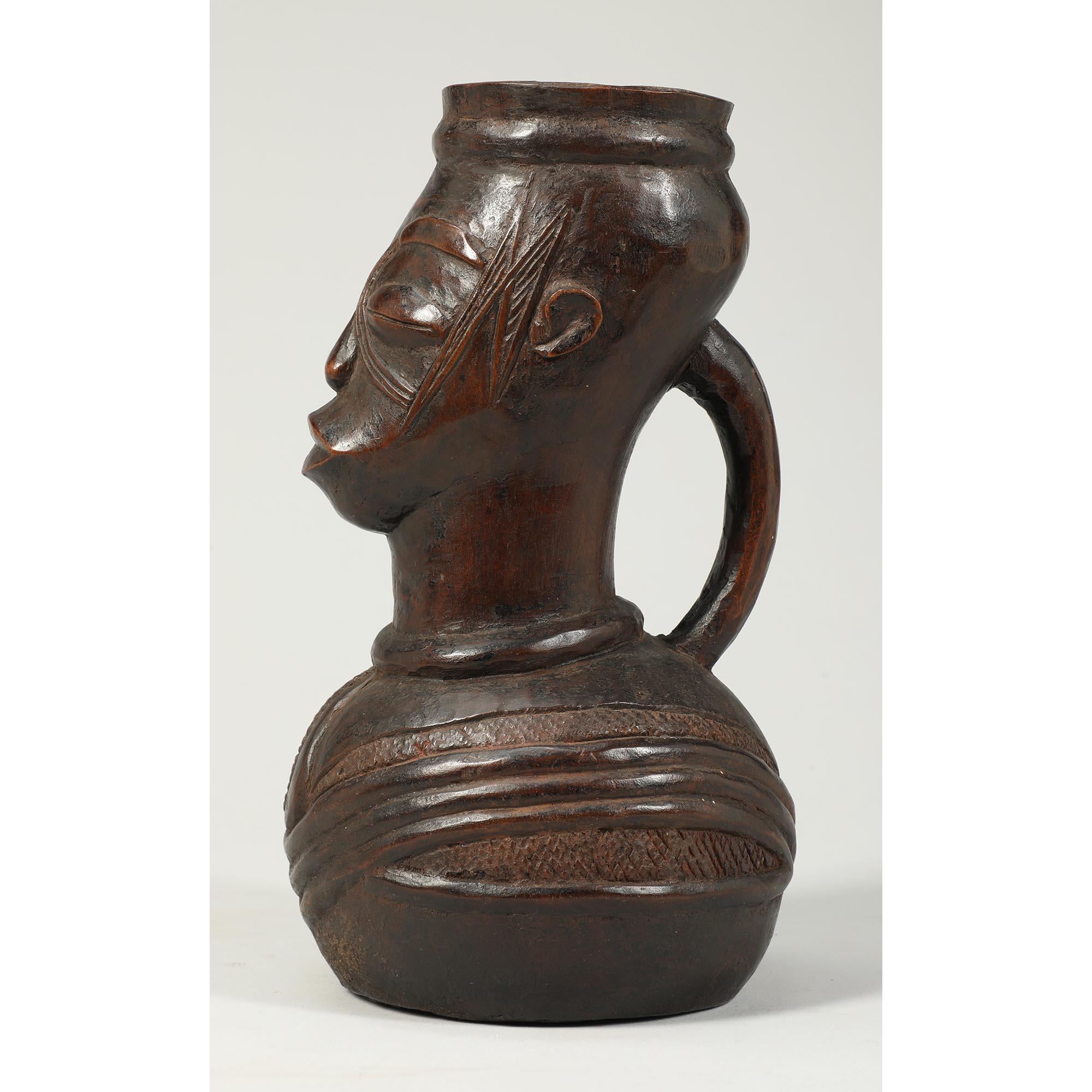 Congolese Early Carved Wood Tribal Mangbetu Ritual Vessel Pitcher Congo Africa Provenance For Sale