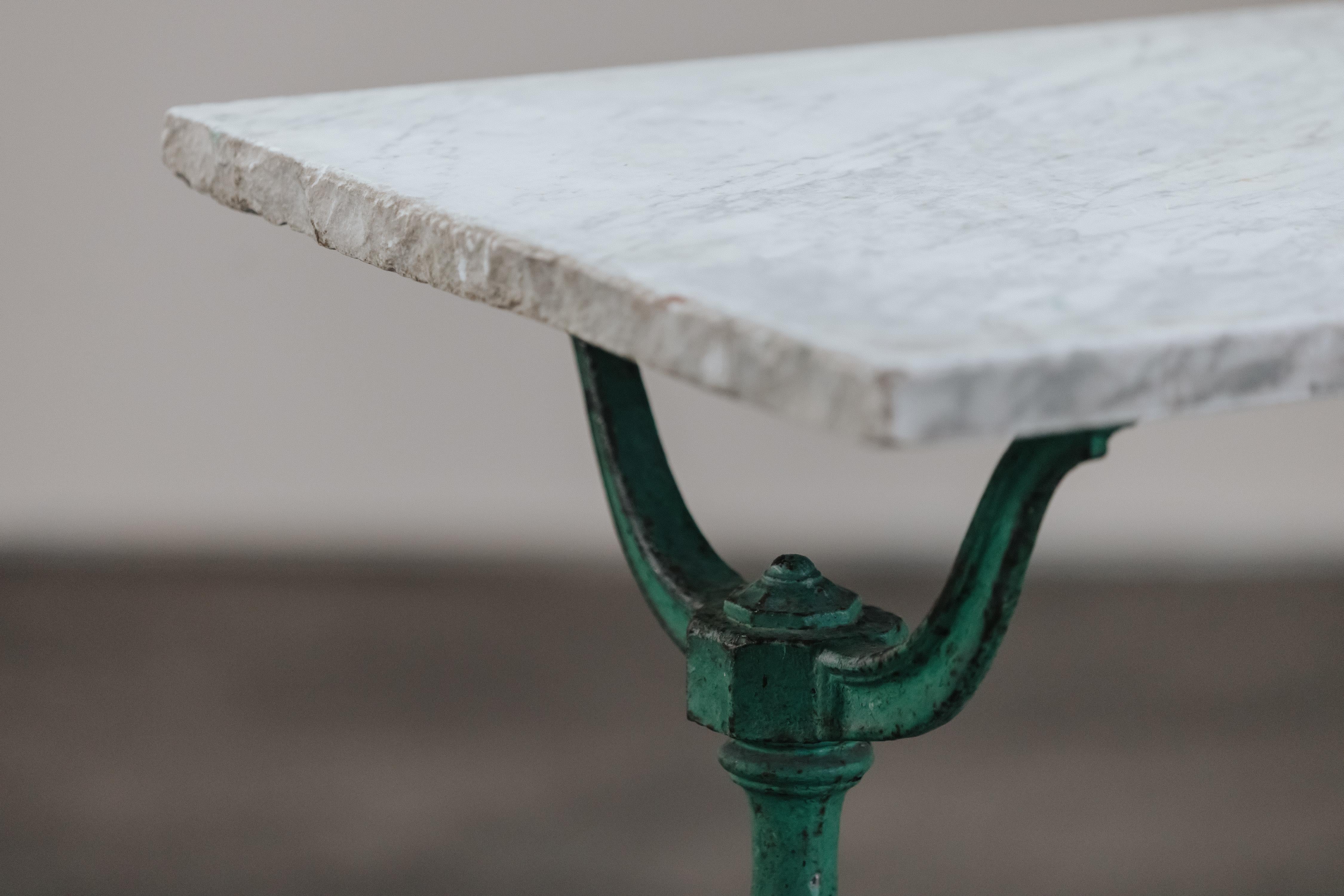 Mesa de jardín de hierro fundido procedente de Francia, circa 1880 en venta 1