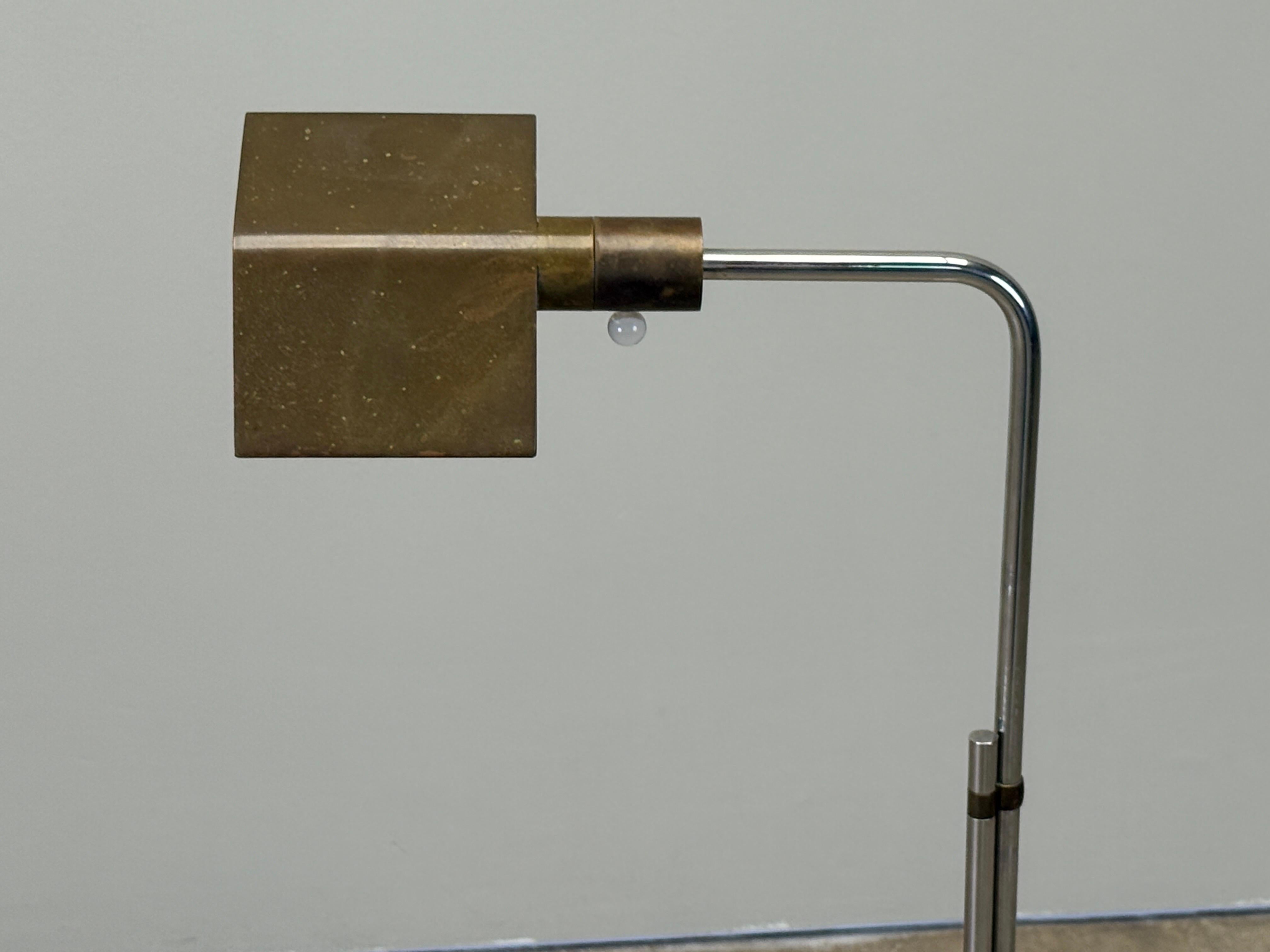 Lampada da terra in ottone e cromo di Cedric Hartman, prima età in vendita 6